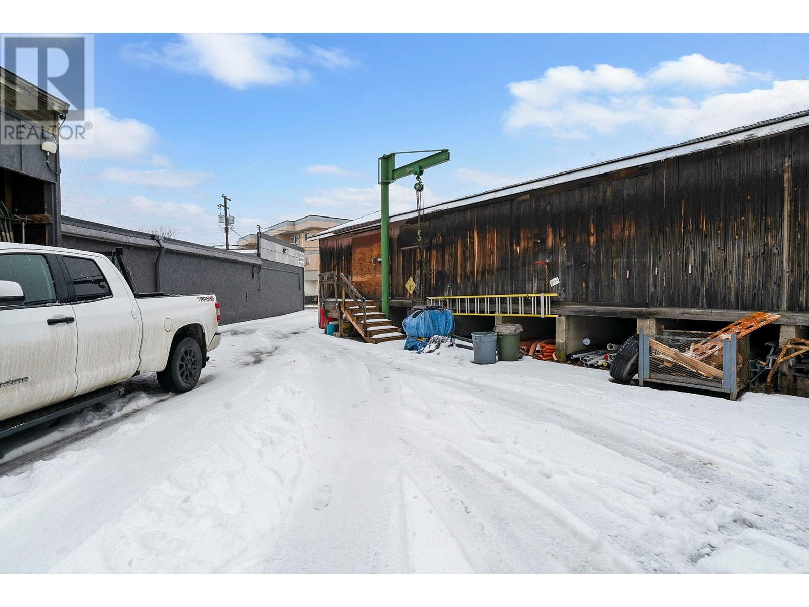 242 Haynes Street, Penticton