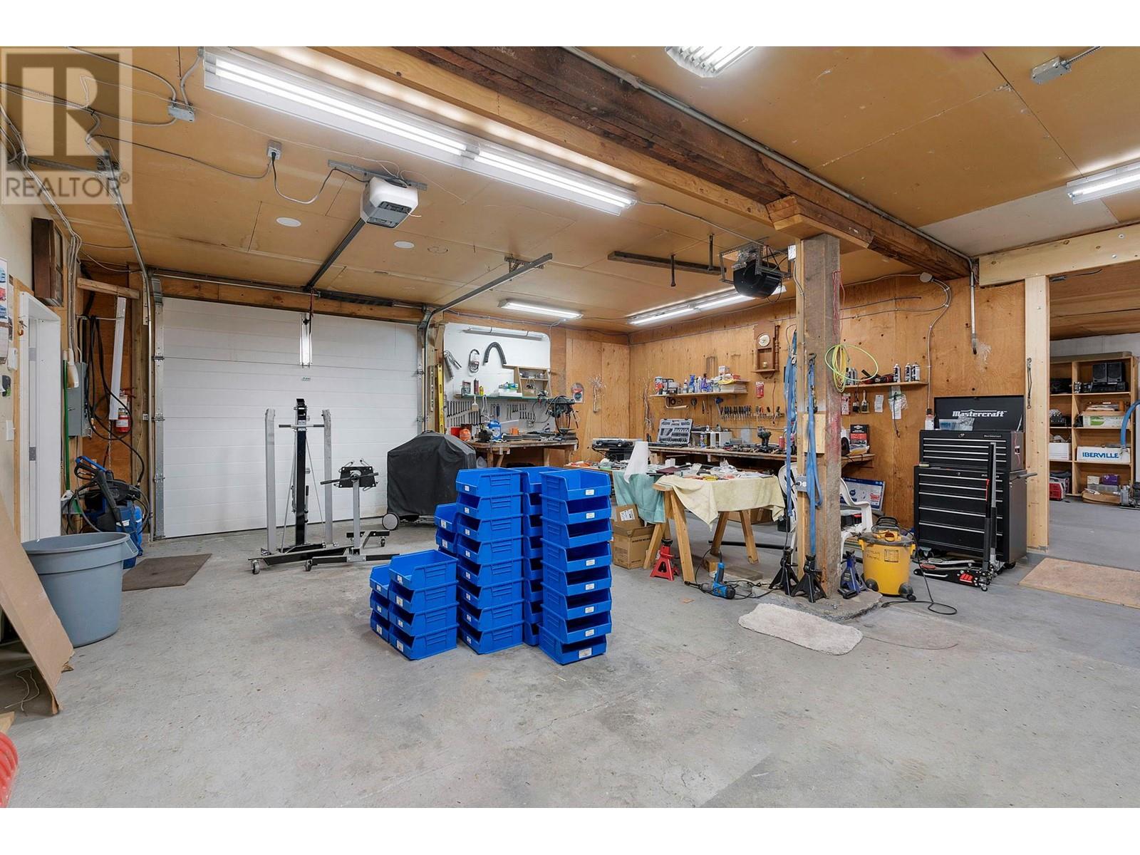 242 Haynes Street, Penticton