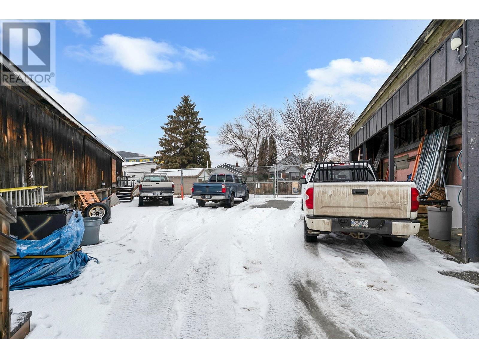 242 Haynes Street, Penticton