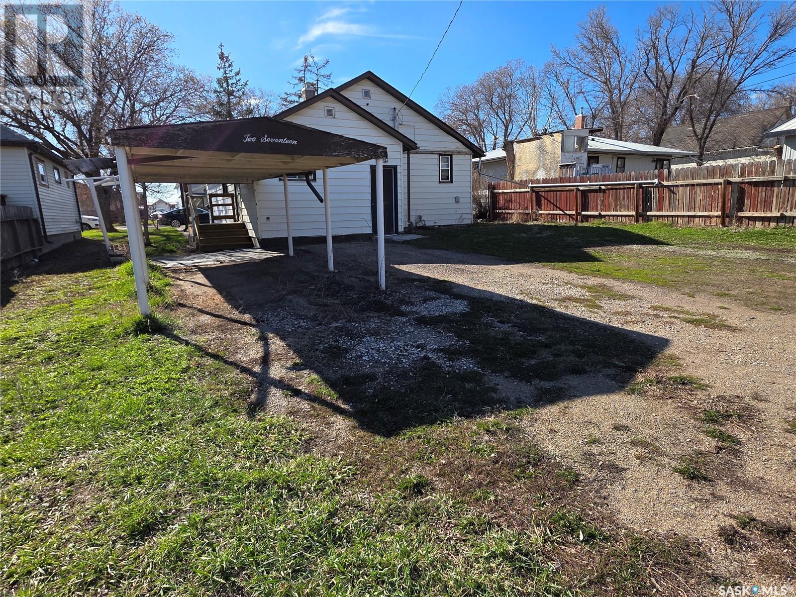Single Family House Bungalow for Sale in  th AVENUE NW Swift Current 