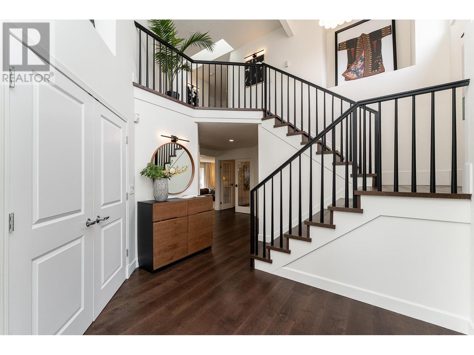 43 WILDWOOD DRIVE, Port Moody real estate listing R2989217