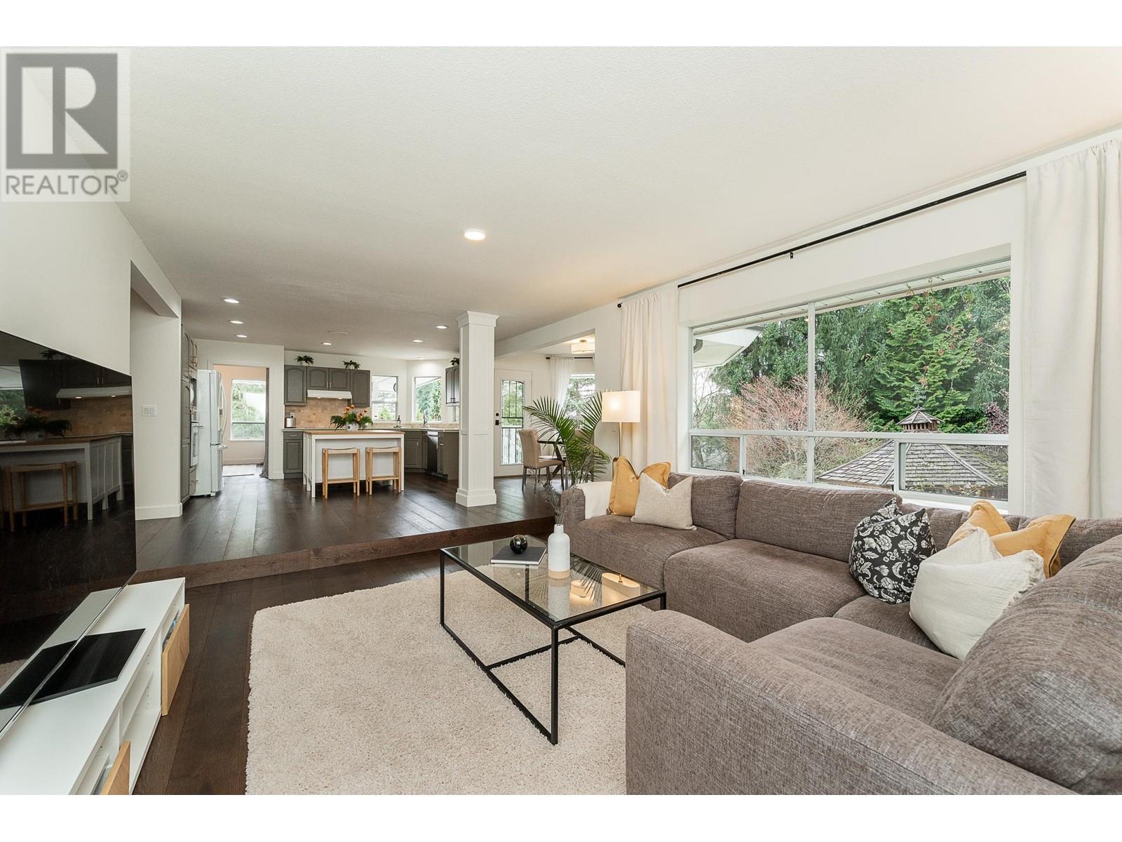 43 WILDWOOD DRIVE, Port Moody real estate listing R2989217