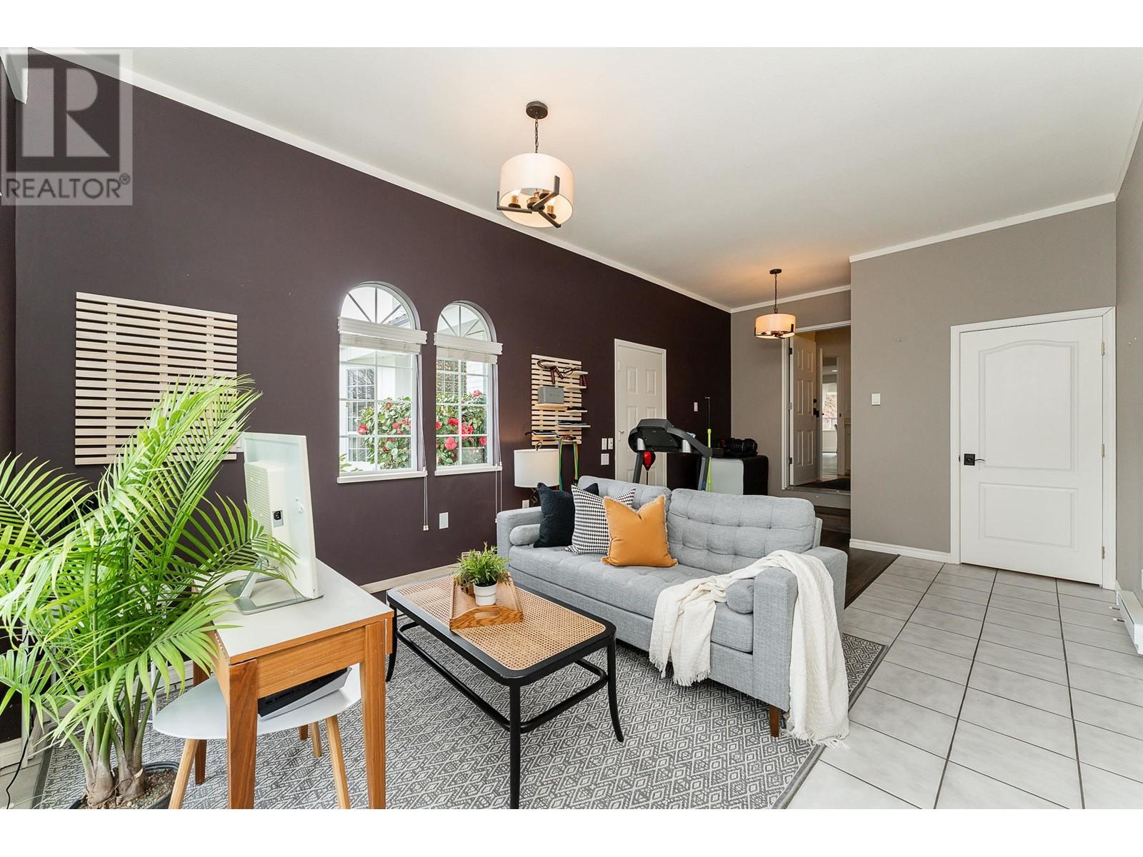 43 WILDWOOD DRIVE, Port Moody real estate listing R2989217