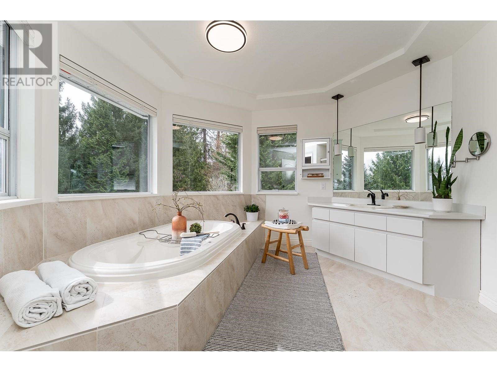 43 WILDWOOD DRIVE, Port Moody real estate listing R2989217