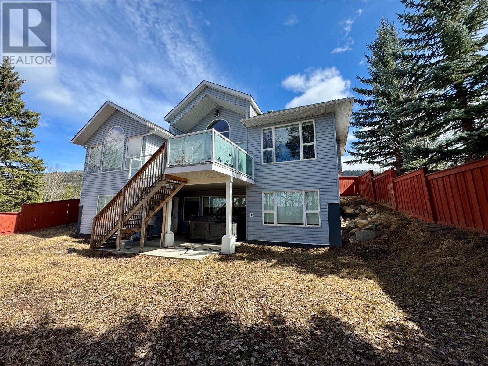 148 KINUSEO Avenue, Tumbler Ridge