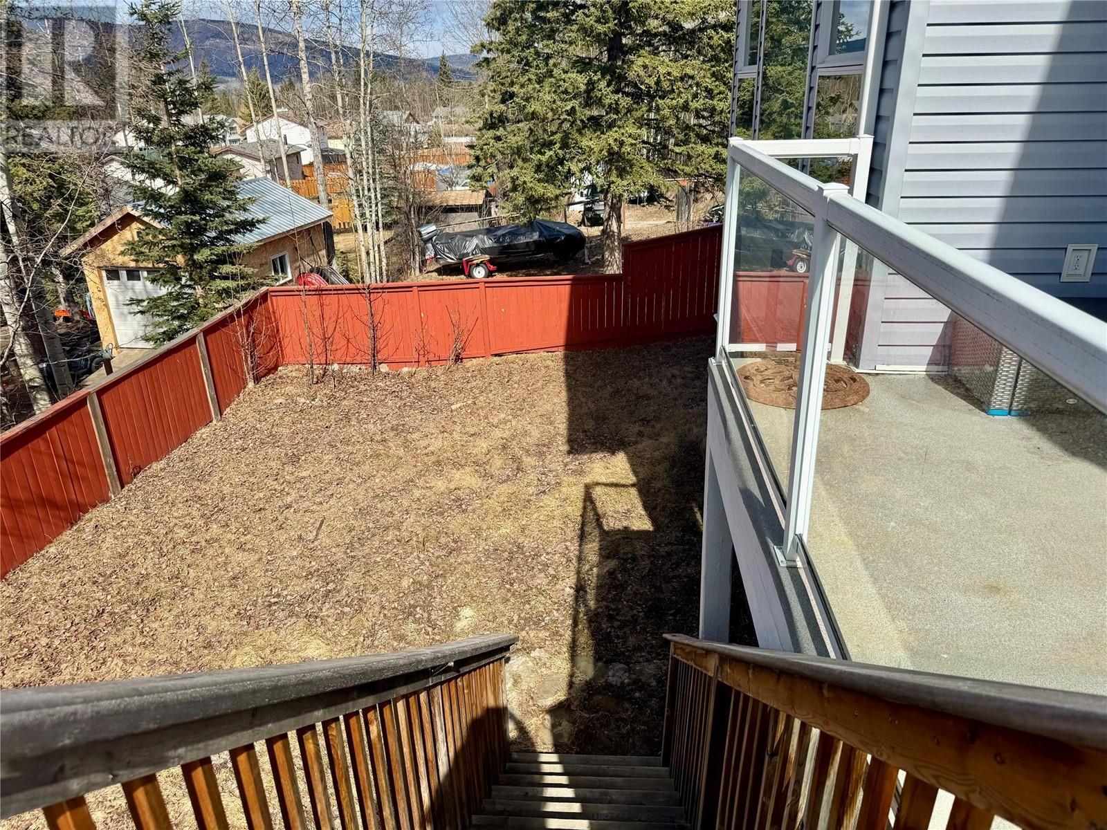 148 KINUSEO Avenue, Tumbler Ridge