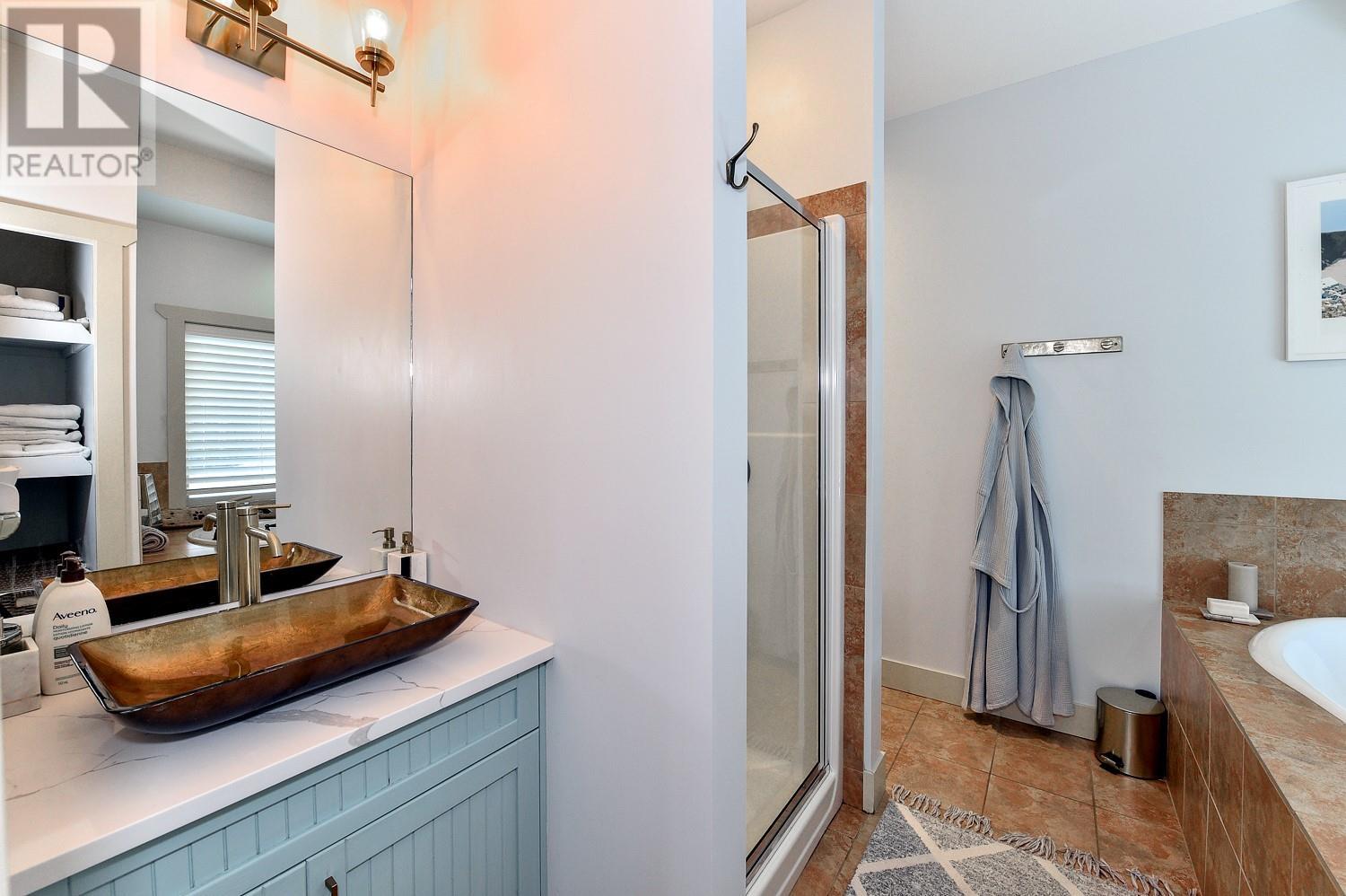  11617 Pretty Road, Lake Country