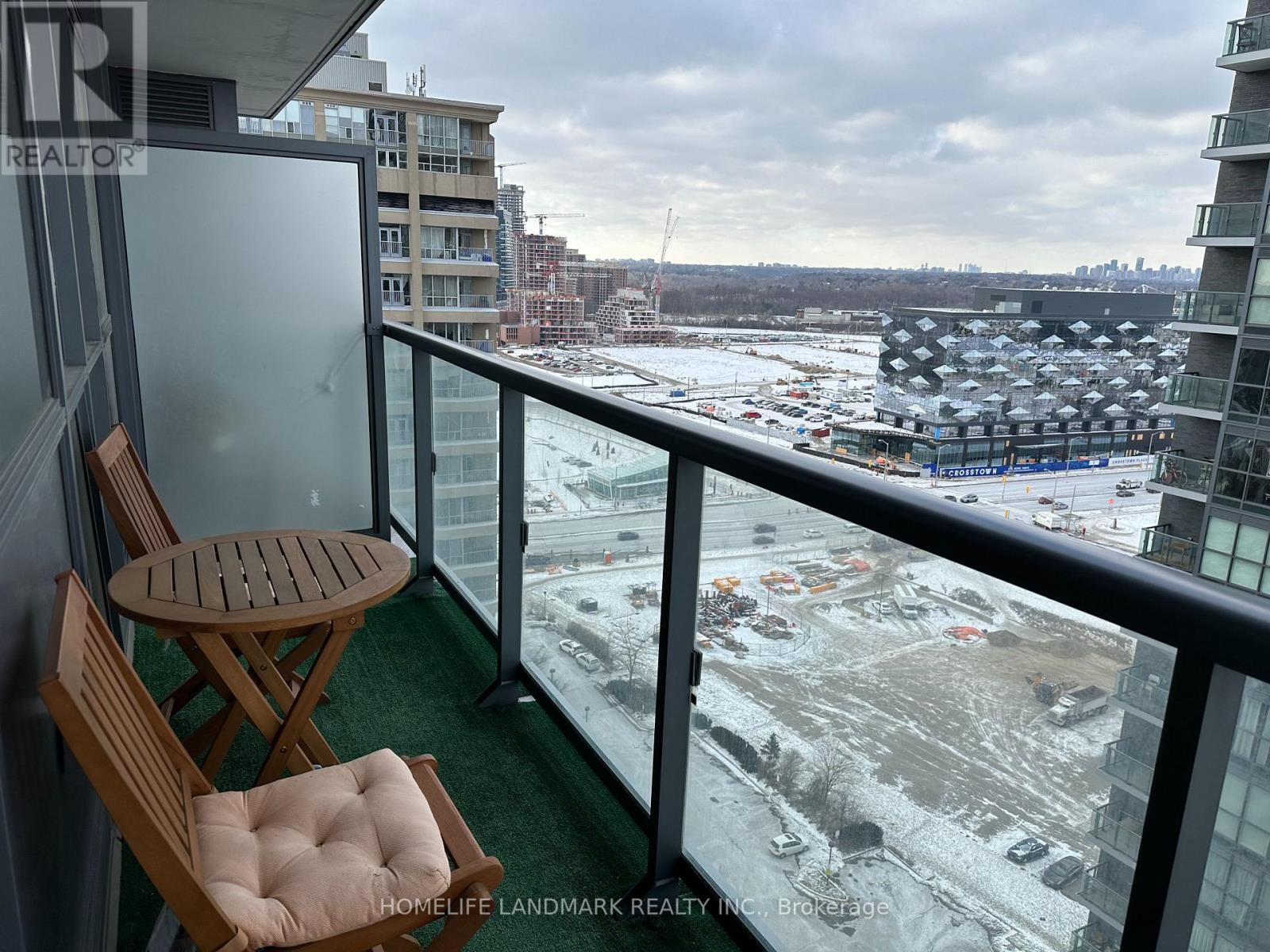 Photo 6 of 1904 2 Sonic Way, Toronto ON
