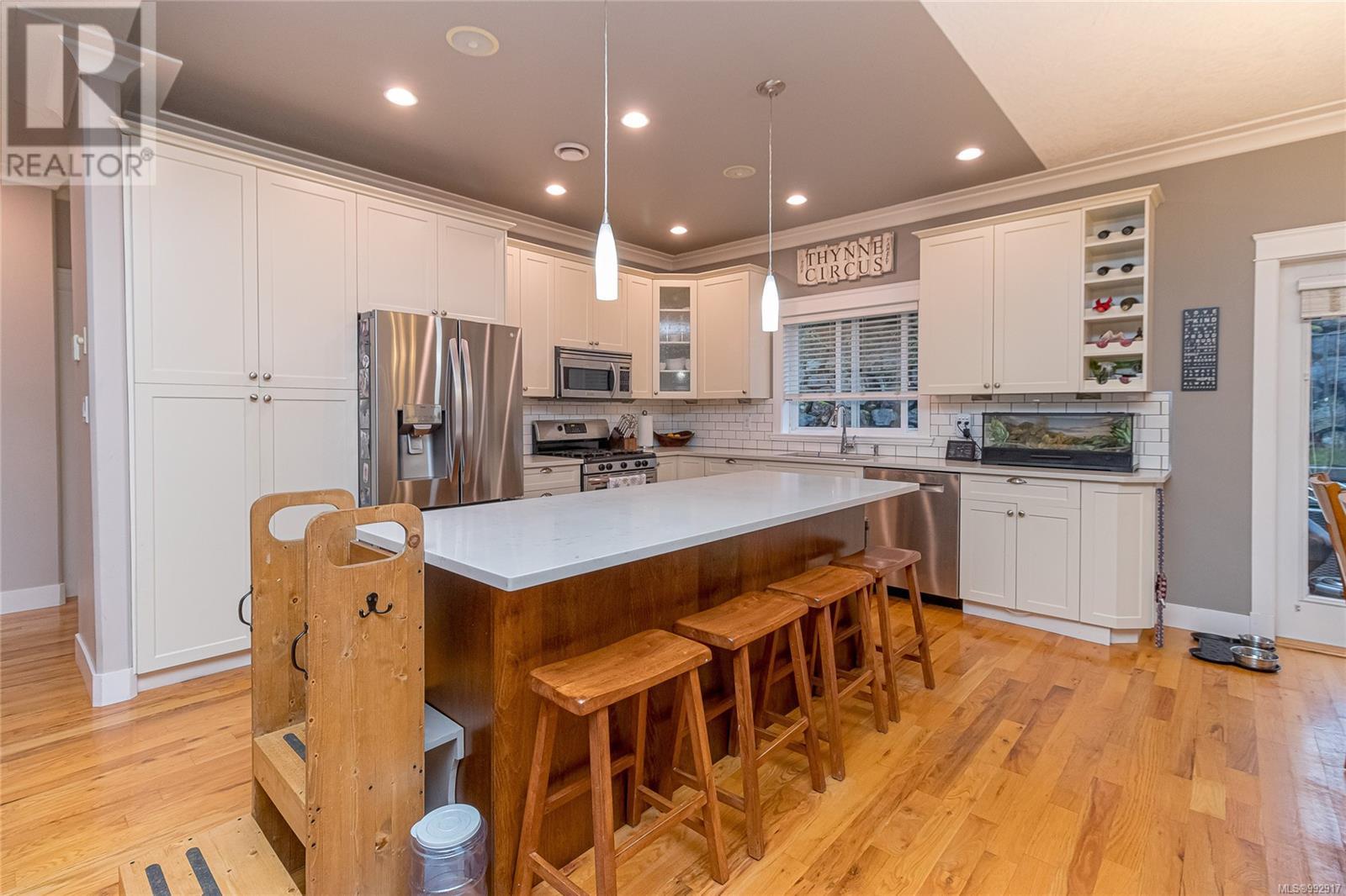  2154 Kingbird Drive, Langford