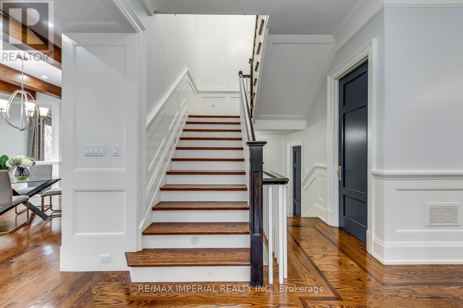 409 VALLEY DRIVE