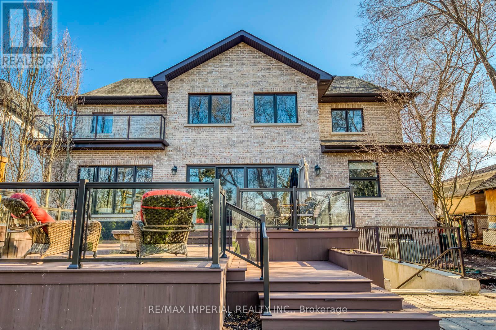 409 VALLEY DRIVE