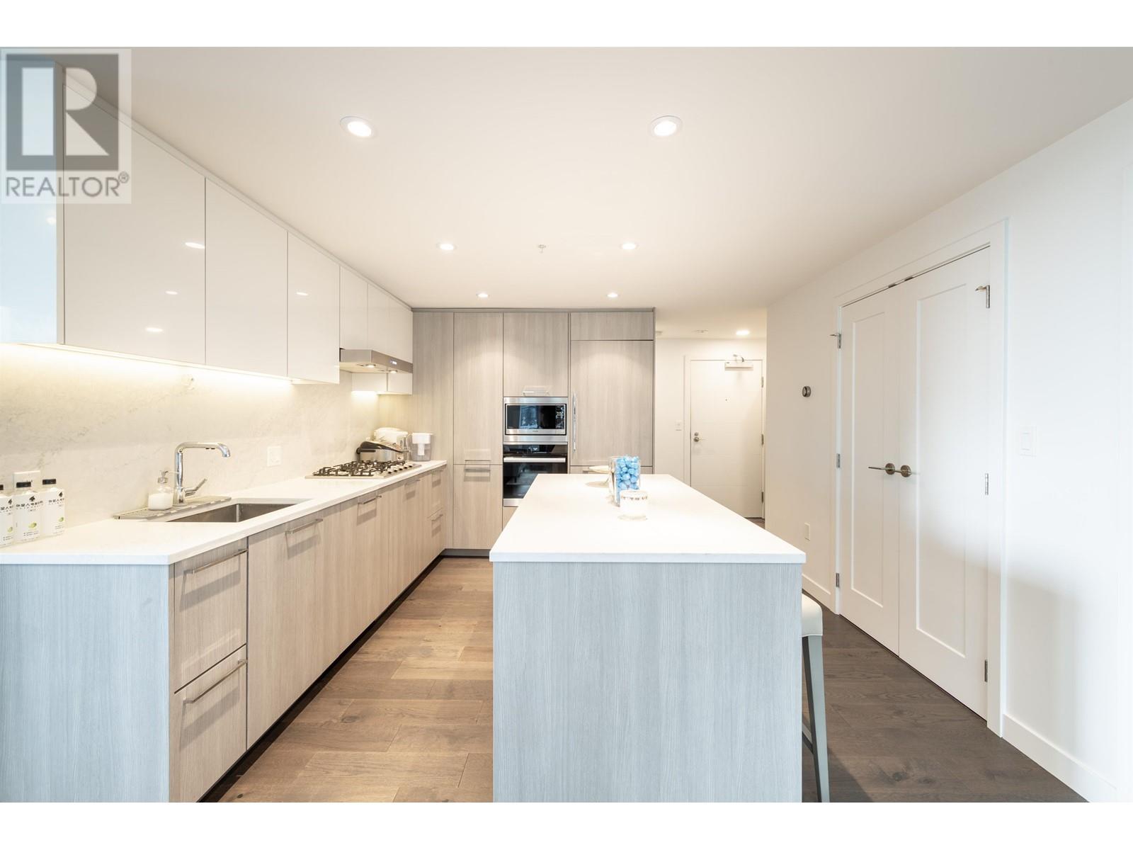 Photo 12 of 709 8160 Mcmyn Way, Richmond BC