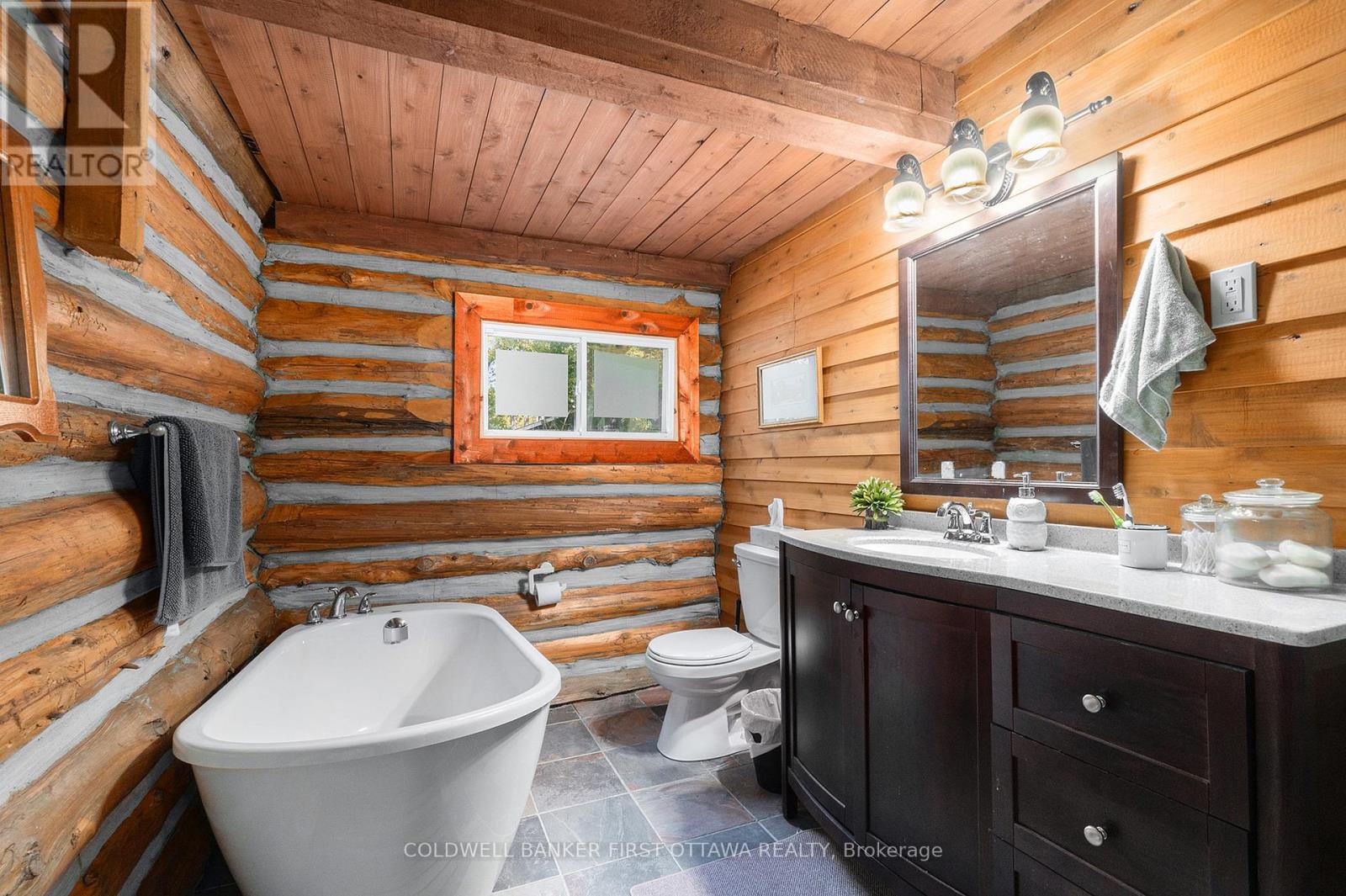Photo 16 of 388 Cottage Road, Montague ON