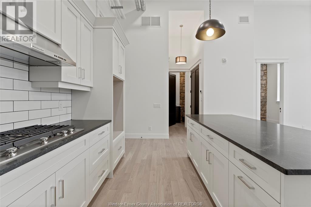 Photo 8 of 247 Brock Street Unit 204, Amherstburg ON