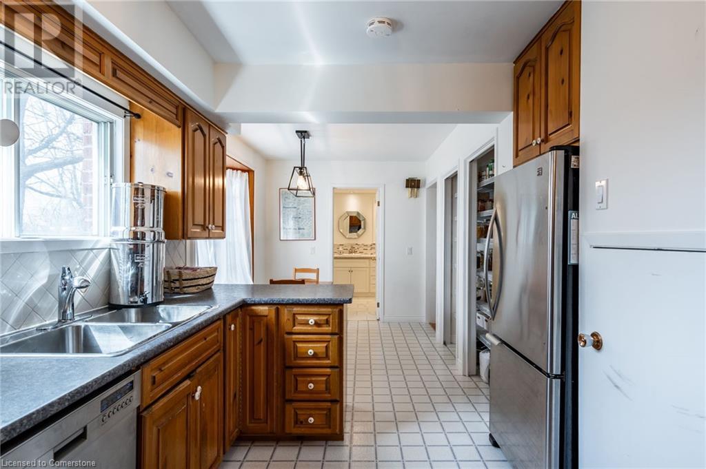 Photo 19 of 2806 Upper James Street, Hamilton ON