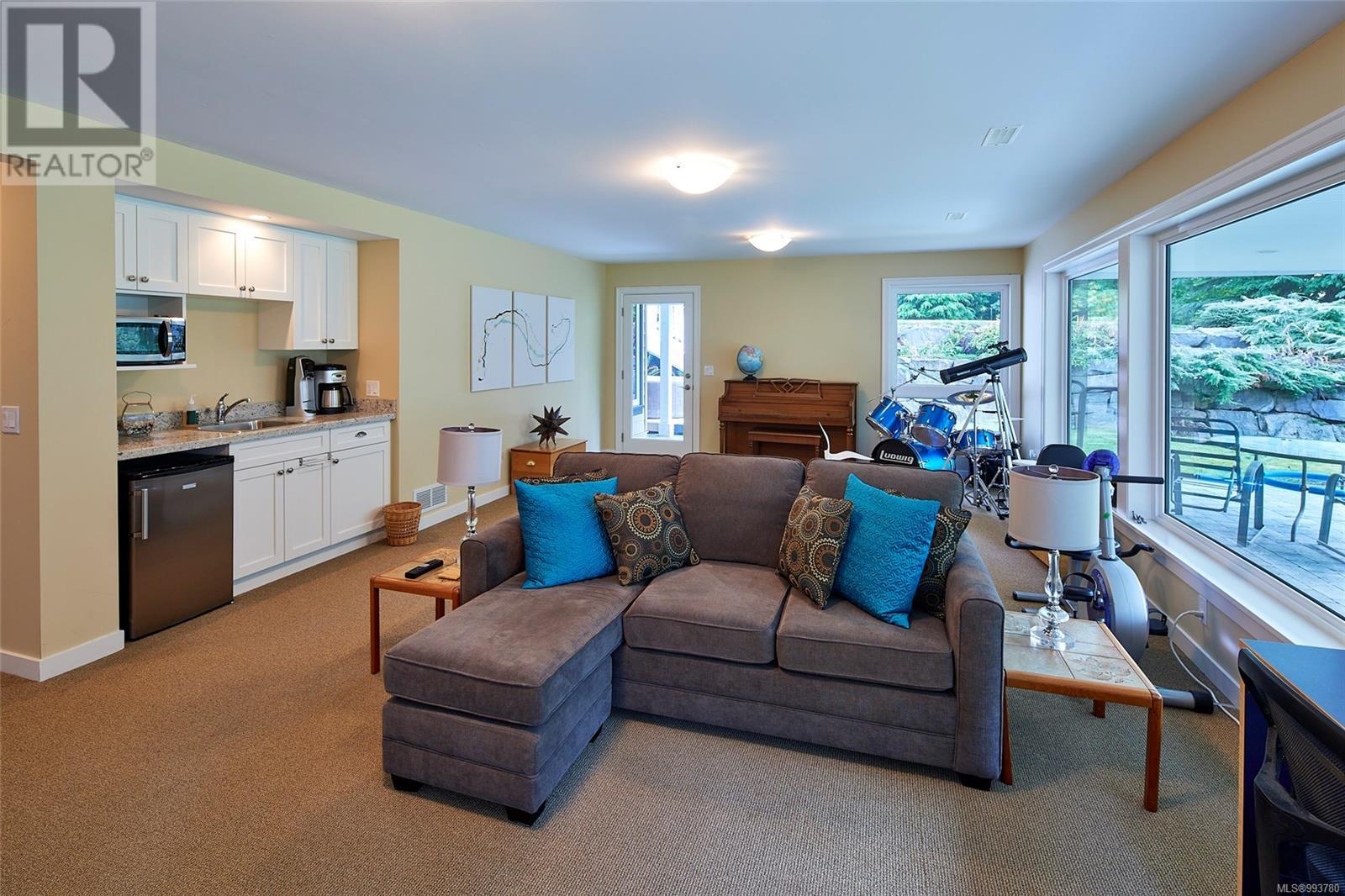 571 Cranberry Rd, Salt Spring
