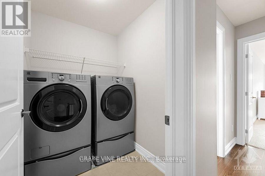 Photo 20 of 862 Oat Straw Way, Ottawa ON