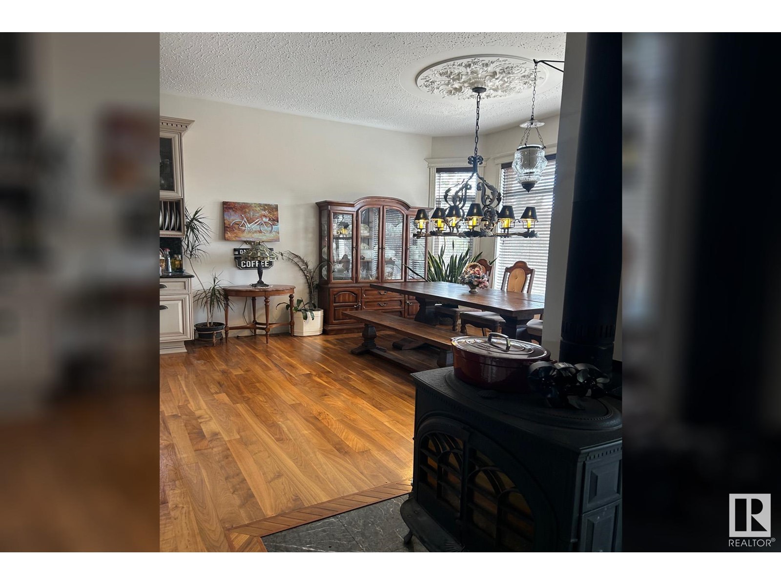 51208 RGE ROAD 233 - 24