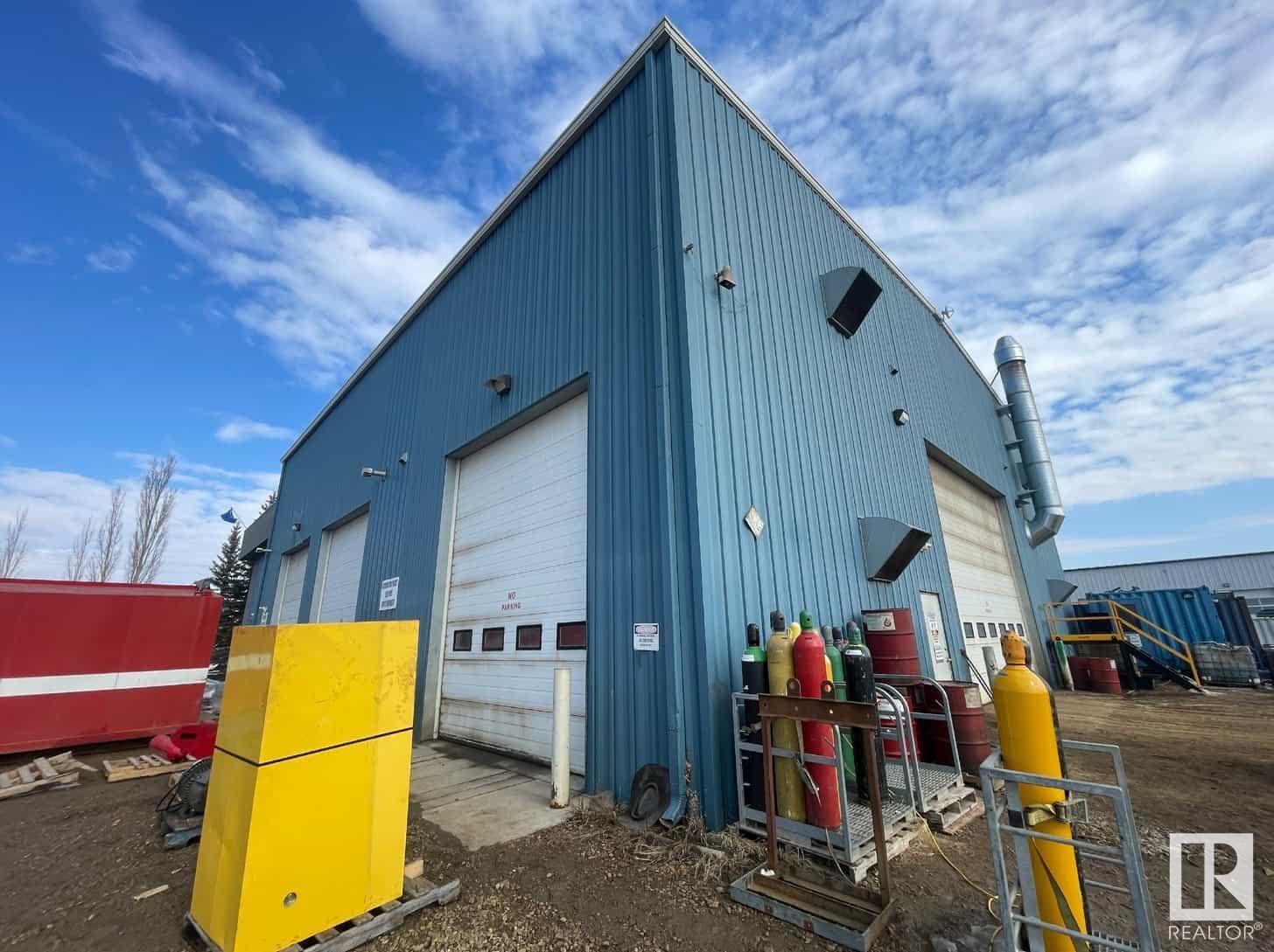 Photo 2 of 6707 46 Av, Ponoka AB