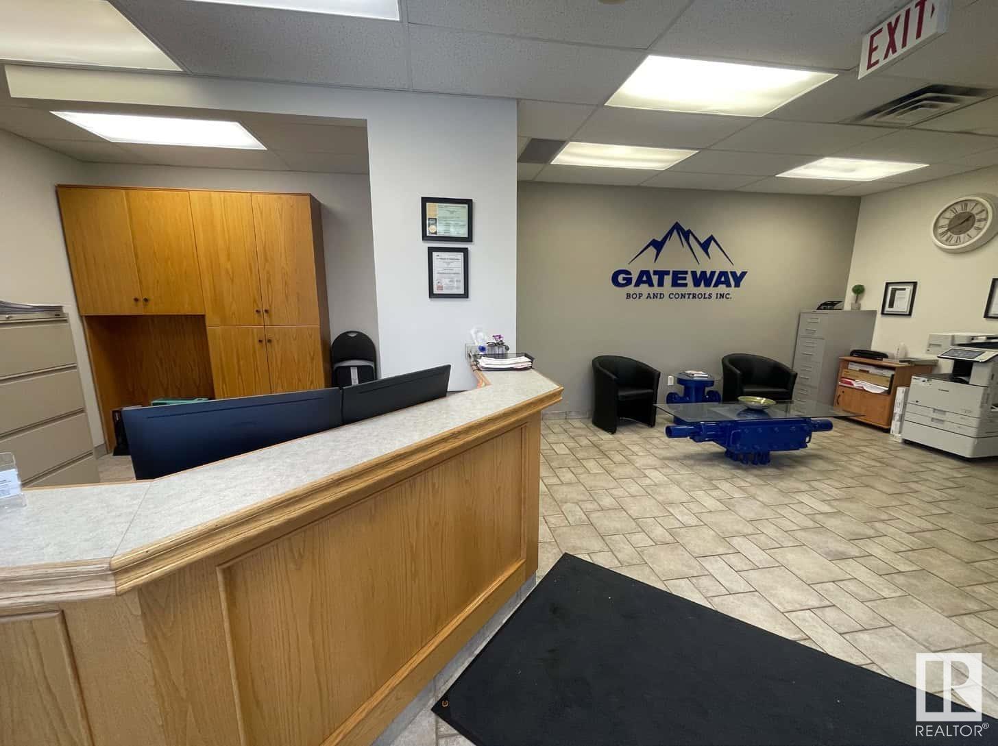 Photo 5 of 6707 46 Av, Ponoka AB