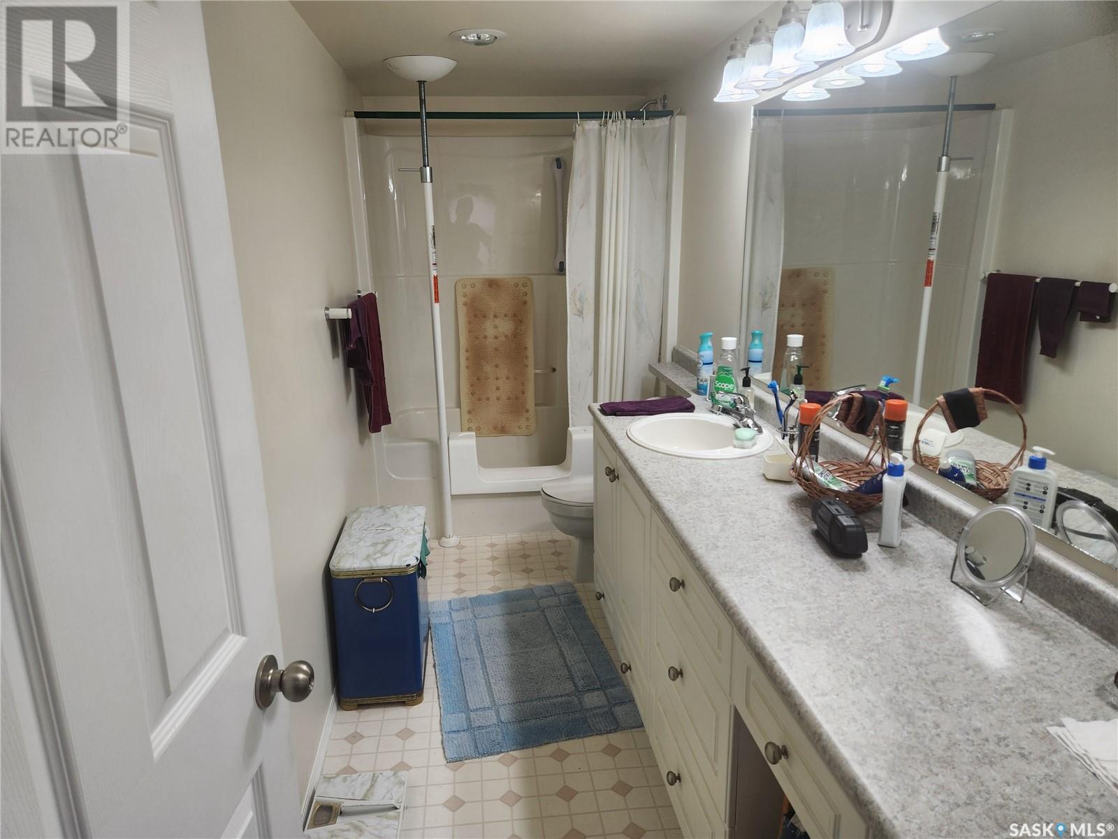 Photo 6 of 306 729 101st Avenue, Tisdale SK
