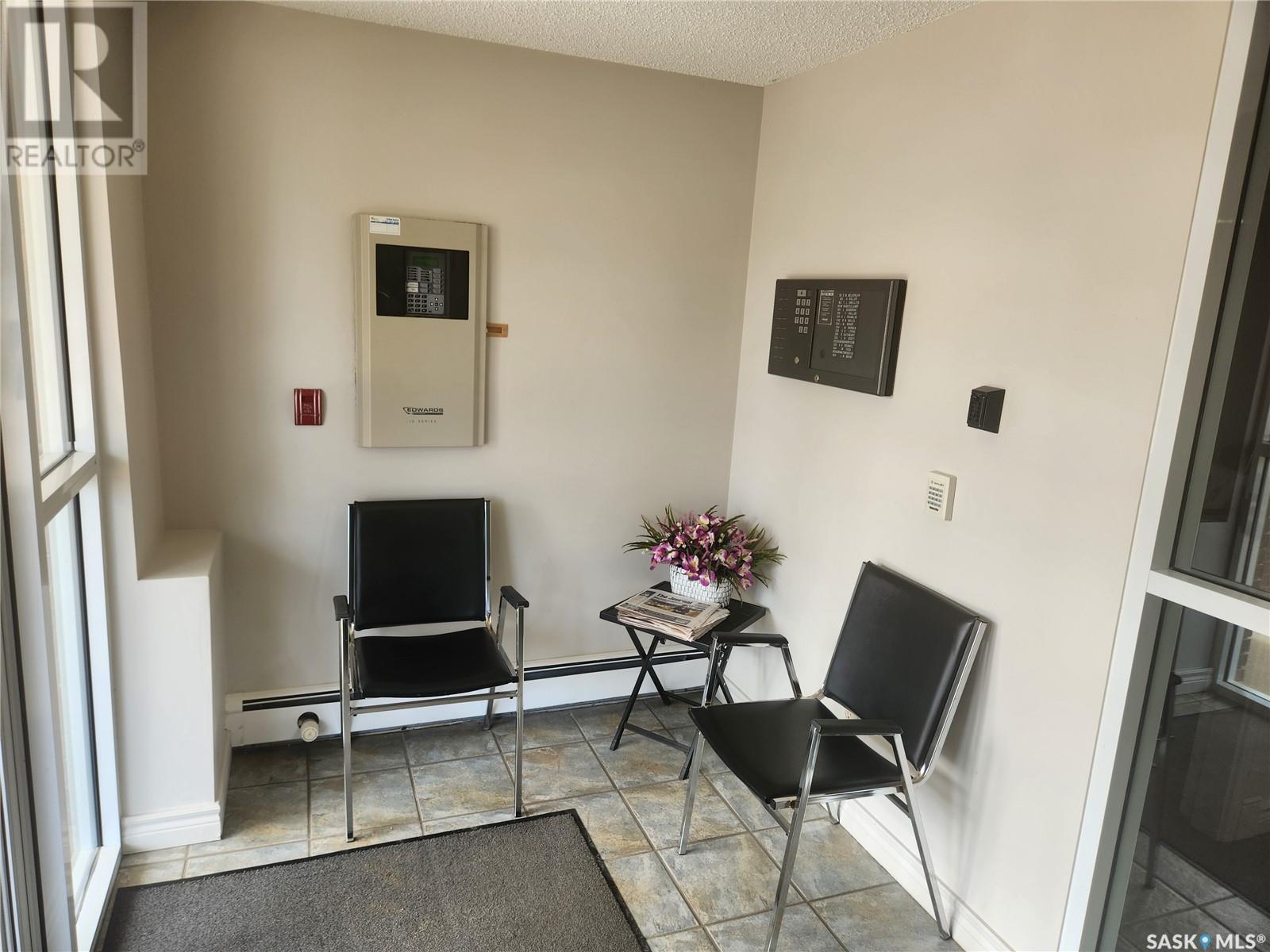 Photo 12 of 306 729 101st Avenue, Tisdale SK