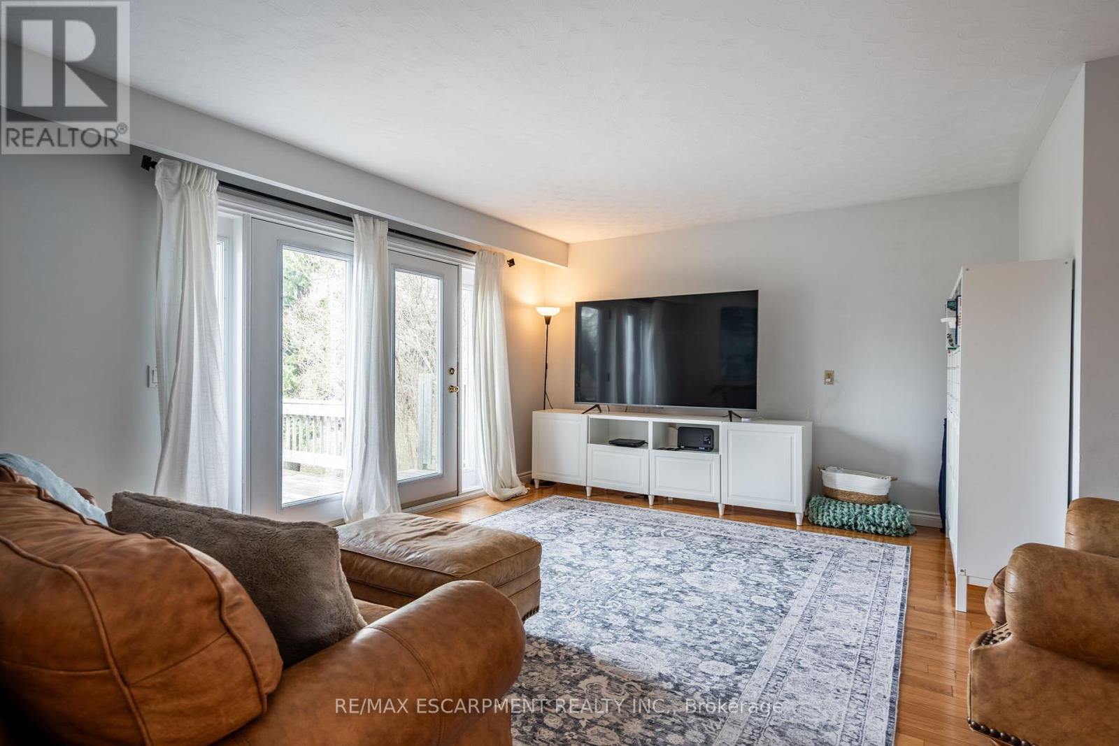 Photo 32 of 2806 Upper James Street, Hamilton ON
