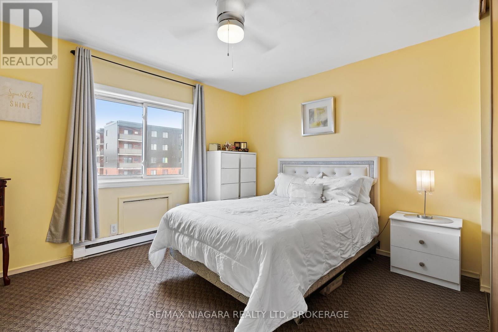Photo 14 of 323 72 Main Street E, Port Colborne ON