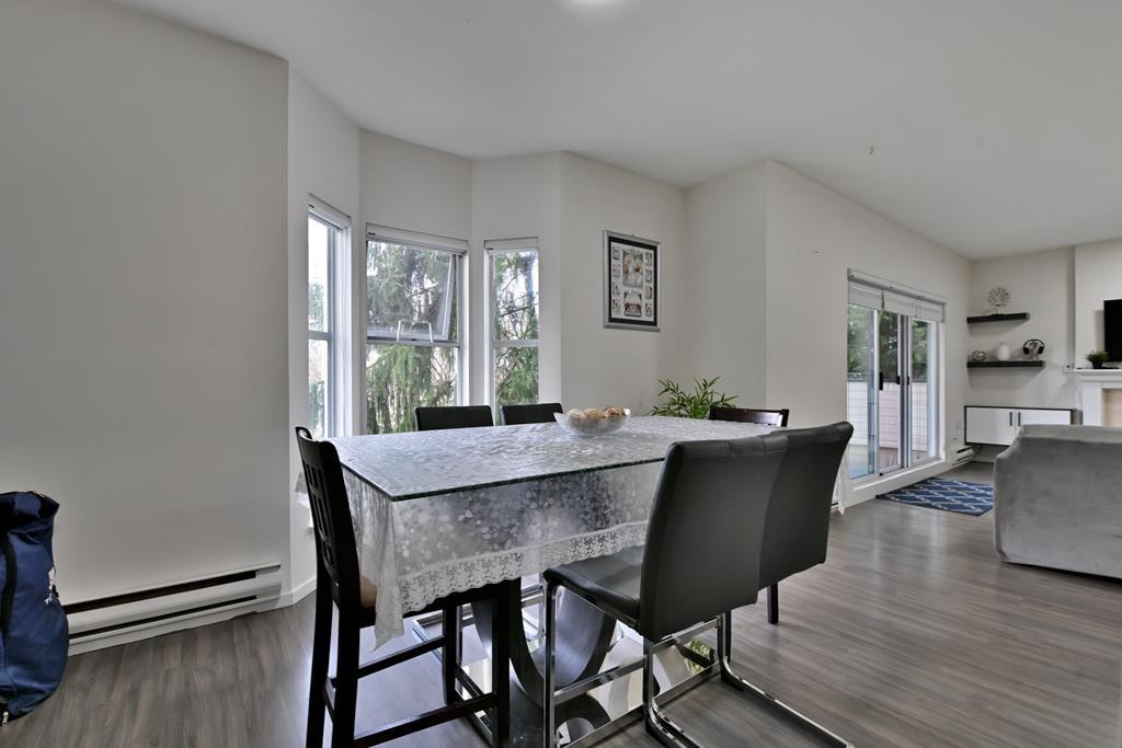 Photo 6 of 215 13918 72 Avenue, Surrey BC