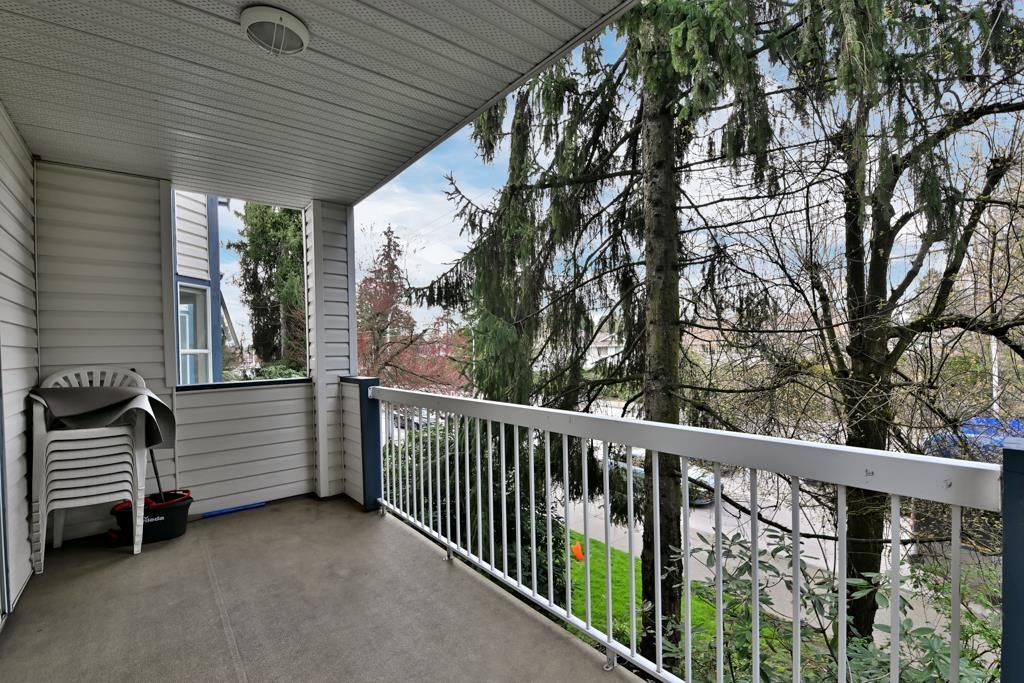 Photo 12 of 215 13918 72 Avenue, Surrey BC