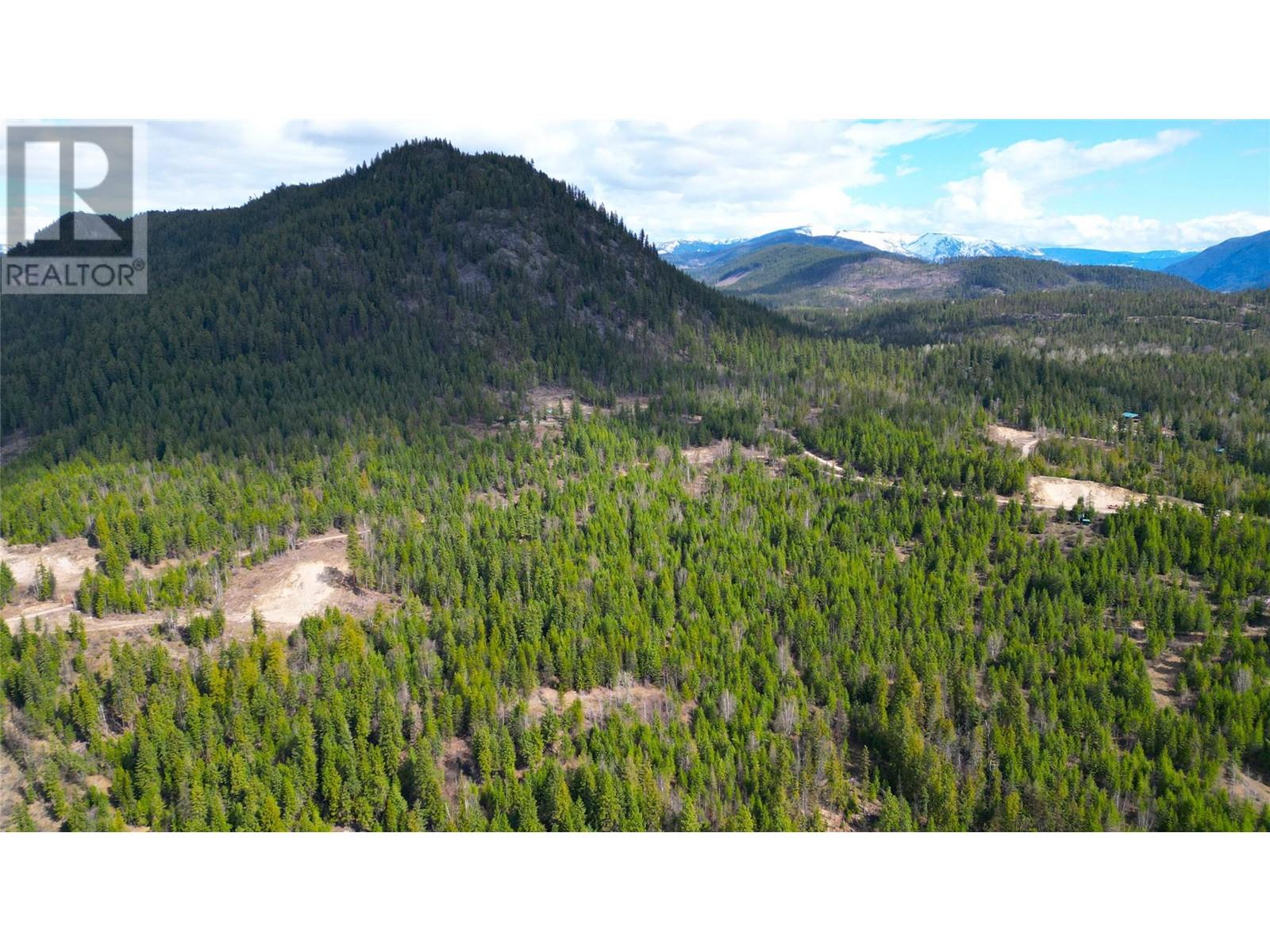 9300 6 Highway, Edgewood