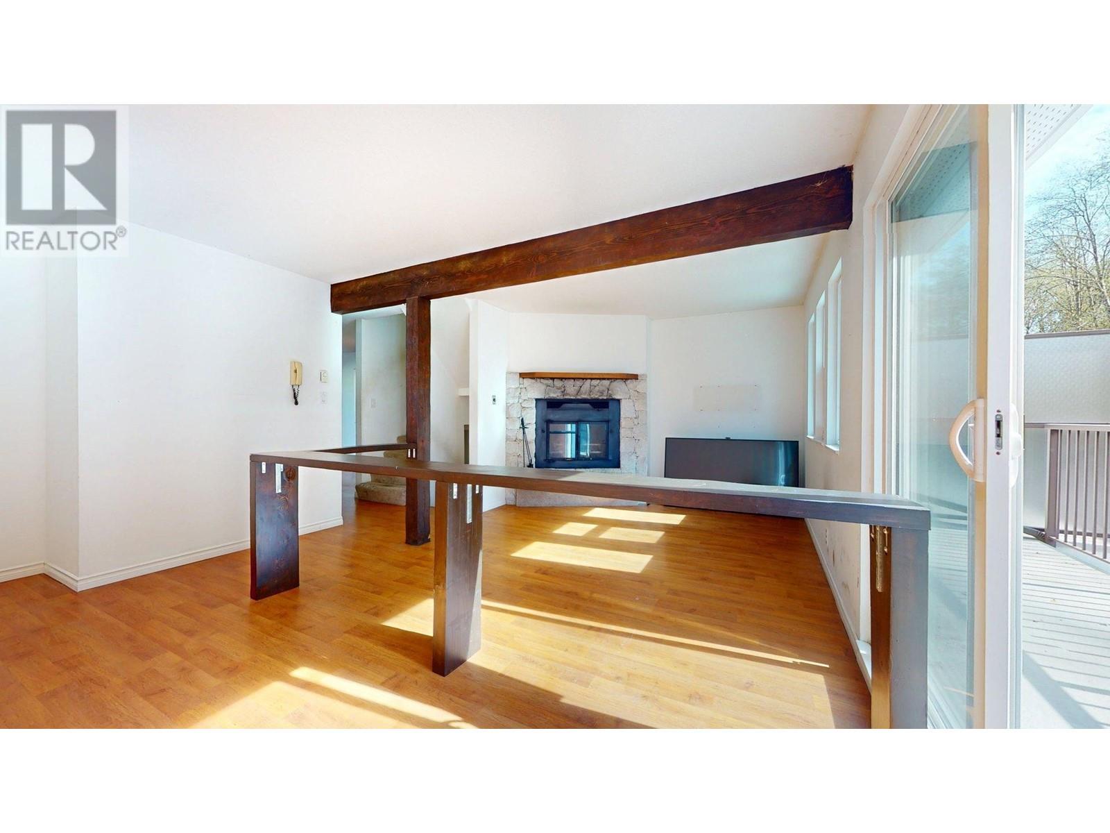 19 10000 VALLEY DRIVE, Squamish