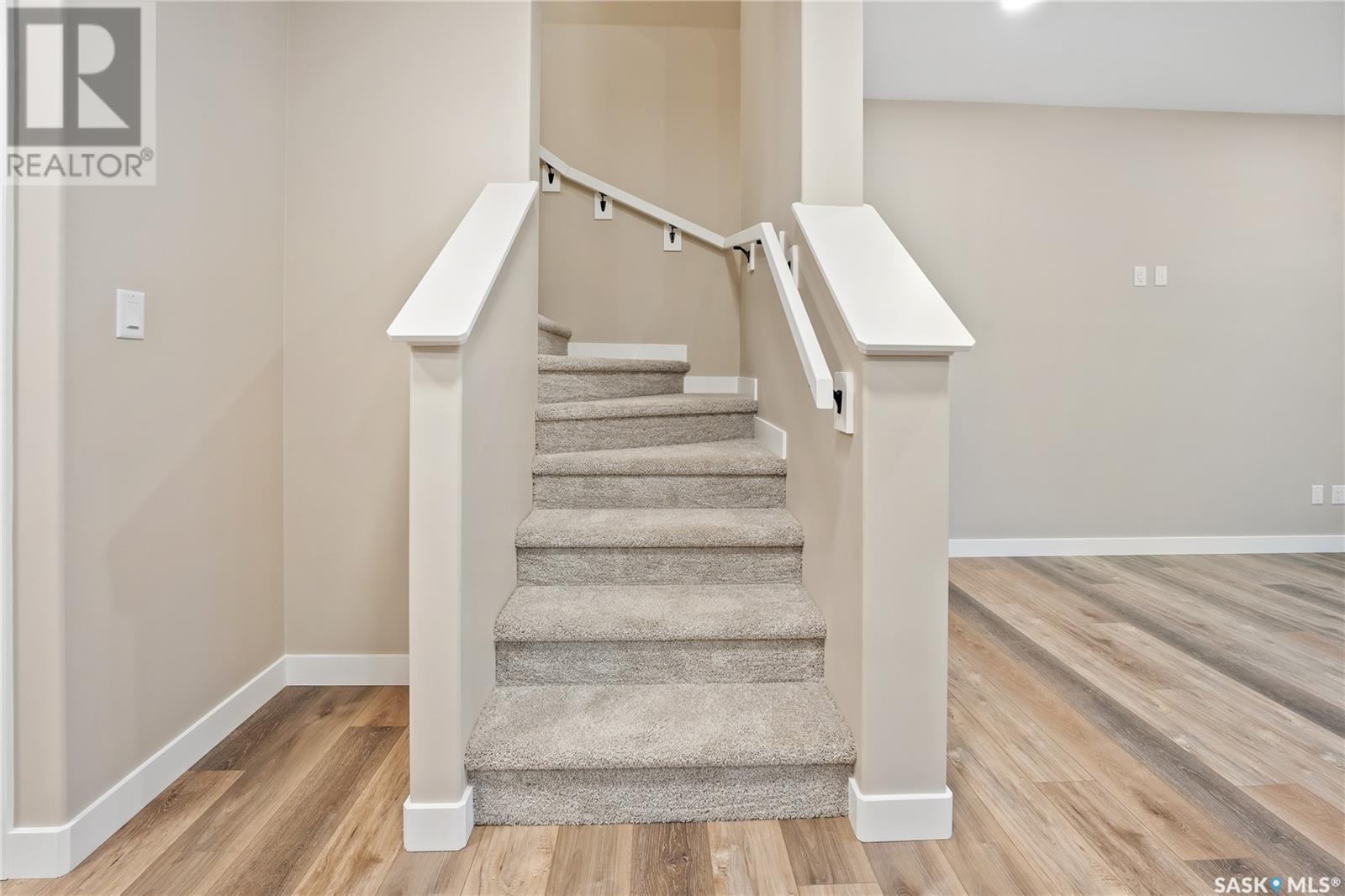 Photo 2 of 4700 Ferndale Crescent, Regina SK