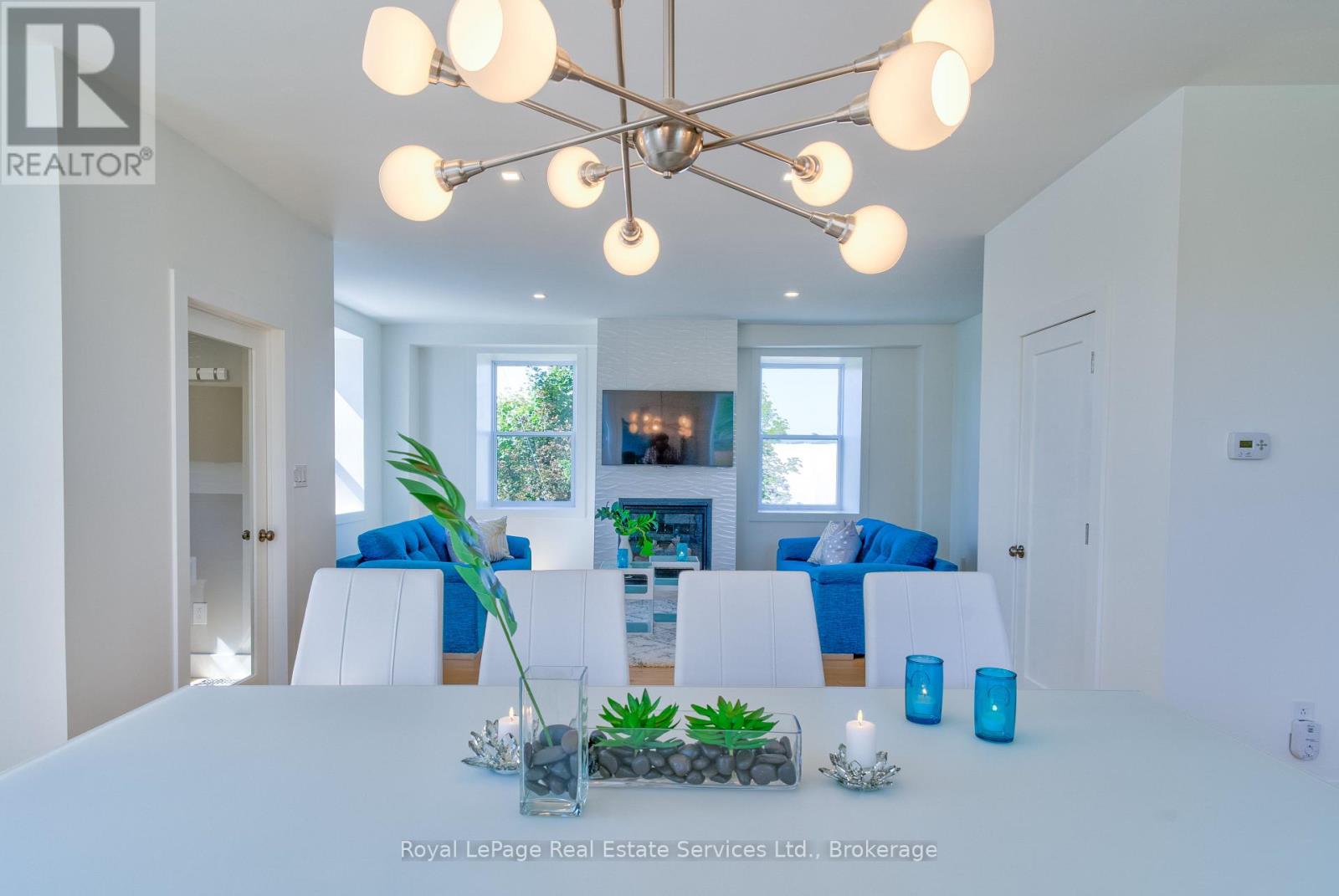Photo 11 of 1748 Centre Road, Hamilton ON