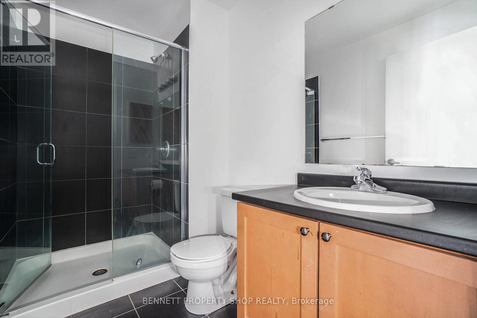 Photo 12 of 1204 70 Landry Street, Ottawa ON