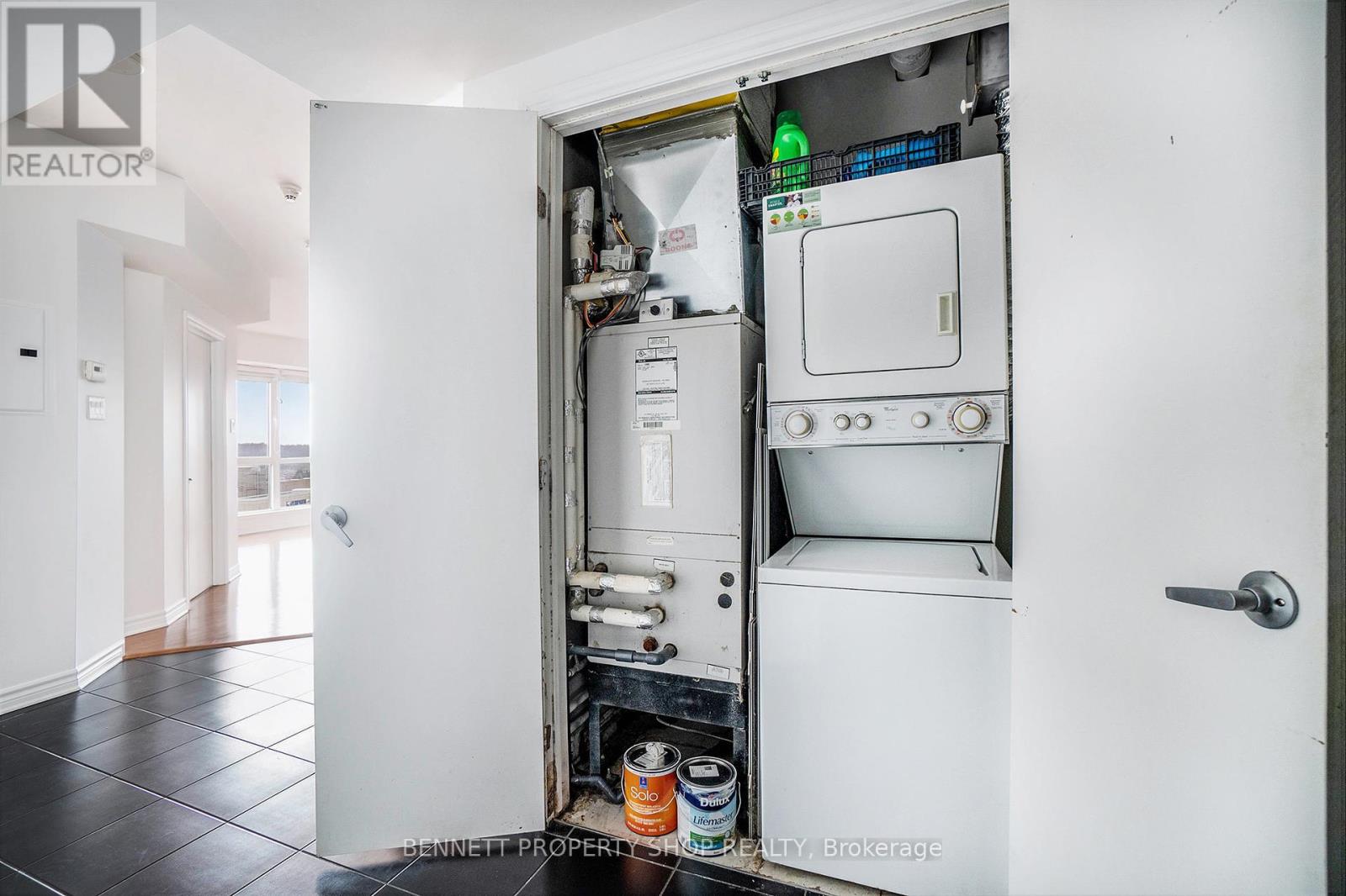 Photo 13 of 1204 70 Landry Street, Ottawa ON
