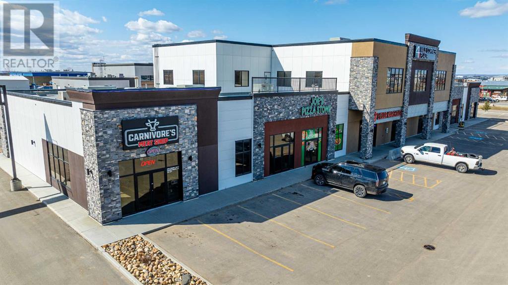 Photo 4 of 3 15502 B 101 Street, Clairmont AB