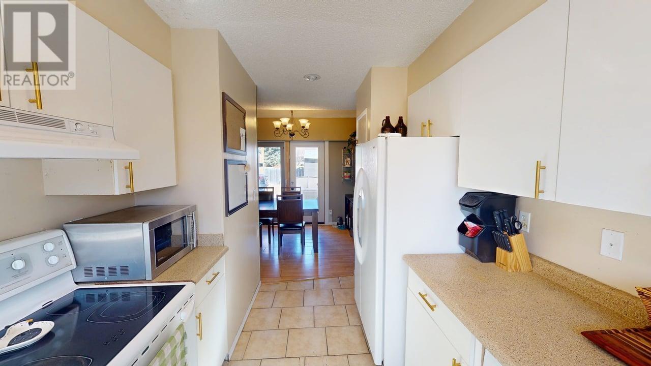 Photo 19 of 9018 112 Avenue, Fort St John BC