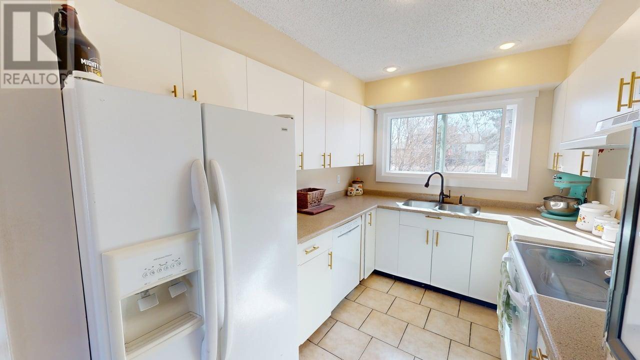 Photo 17 of 9018 112 Avenue, Fort St John BC