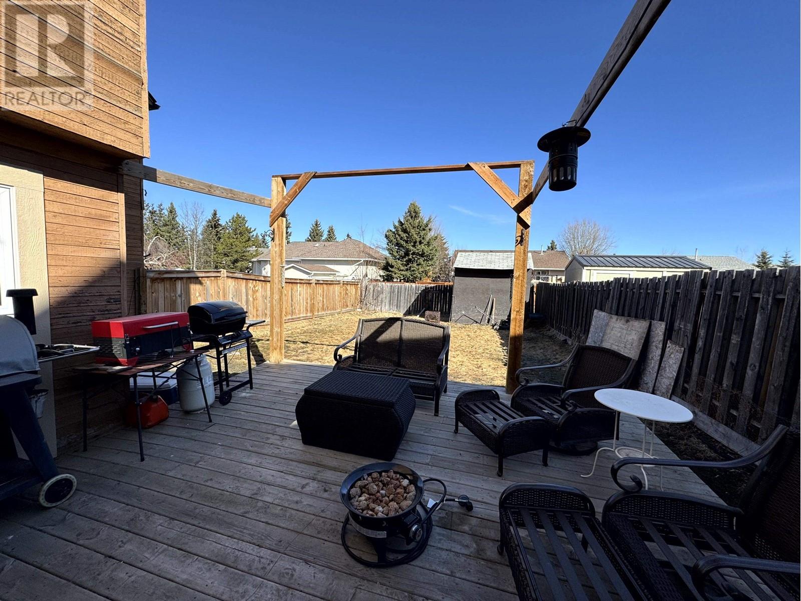 Photo 35 of 9018 112 Avenue, Fort St John BC