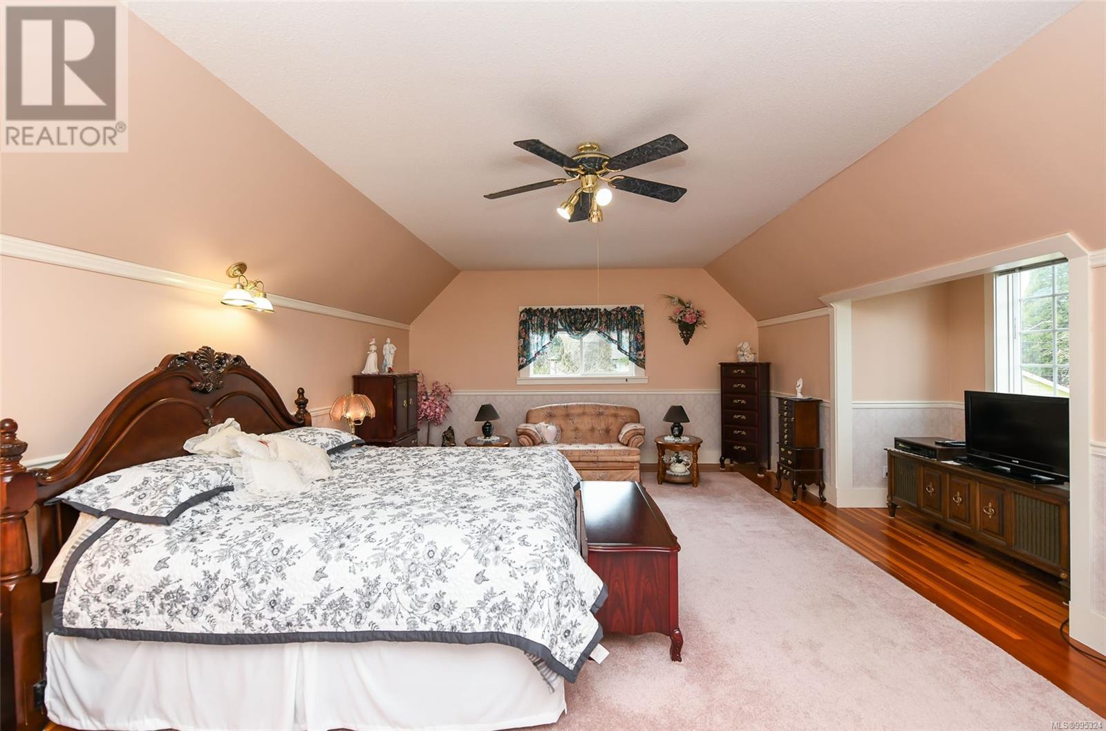 1810 Cumberland Rd, Courtenay