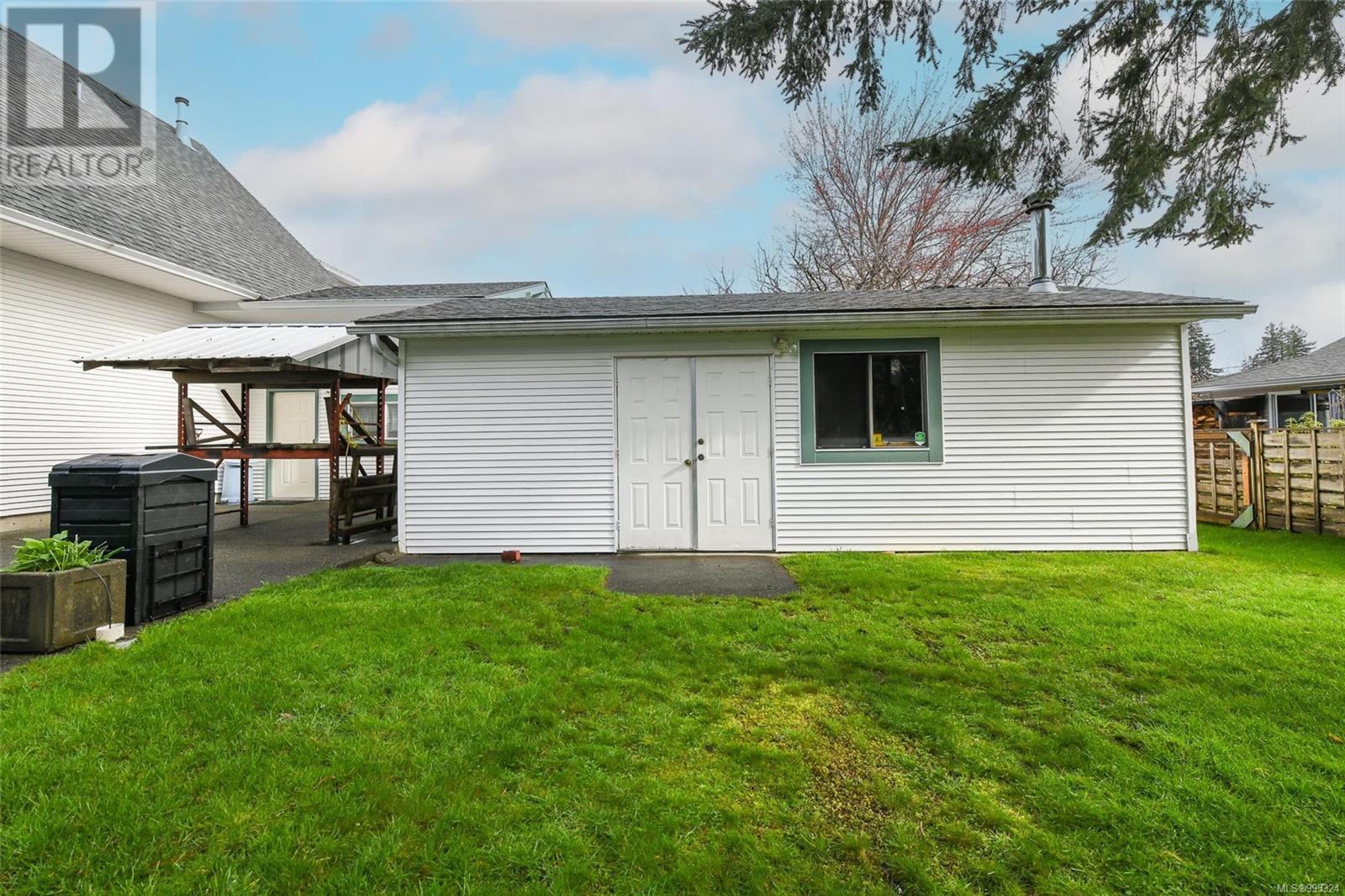 1810 Cumberland Rd, Courtenay