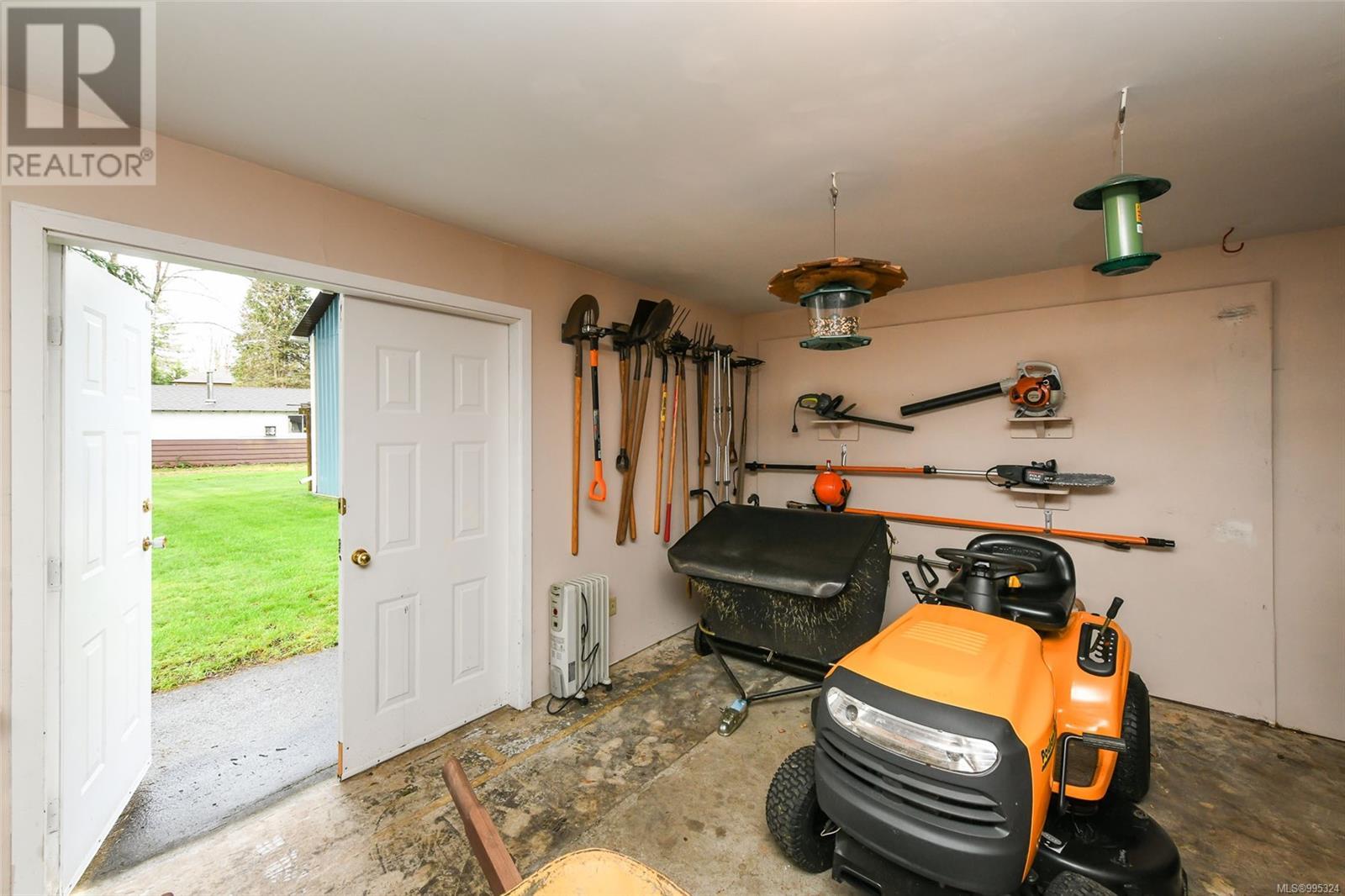 1810 Cumberland Rd, Courtenay