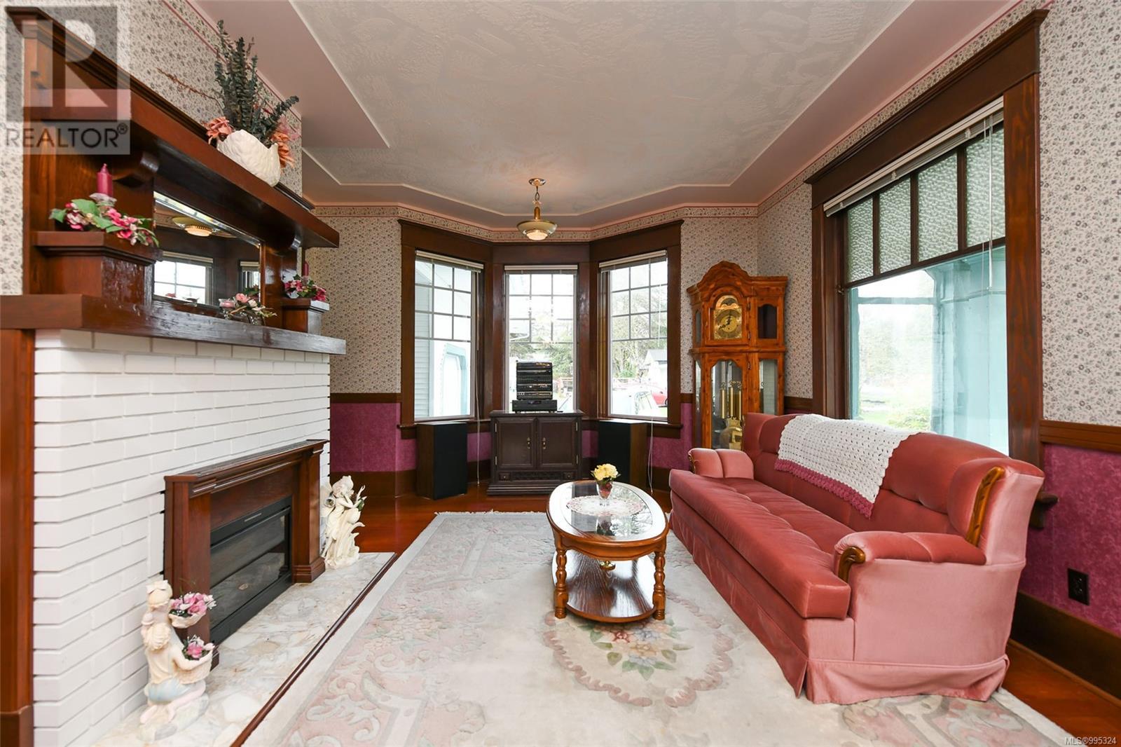 1810 Cumberland Rd, Courtenay