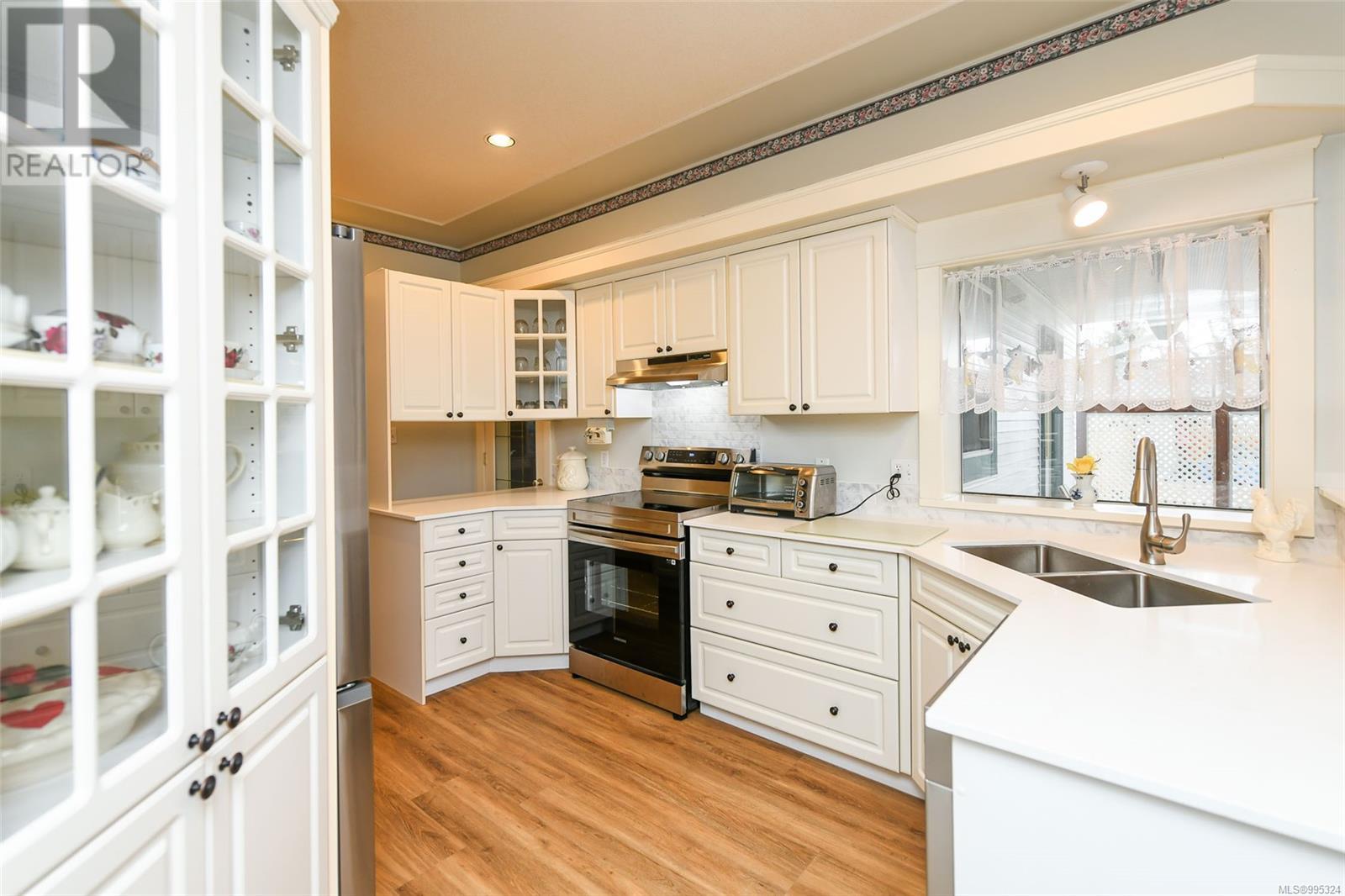 1810 Cumberland Rd, Courtenay