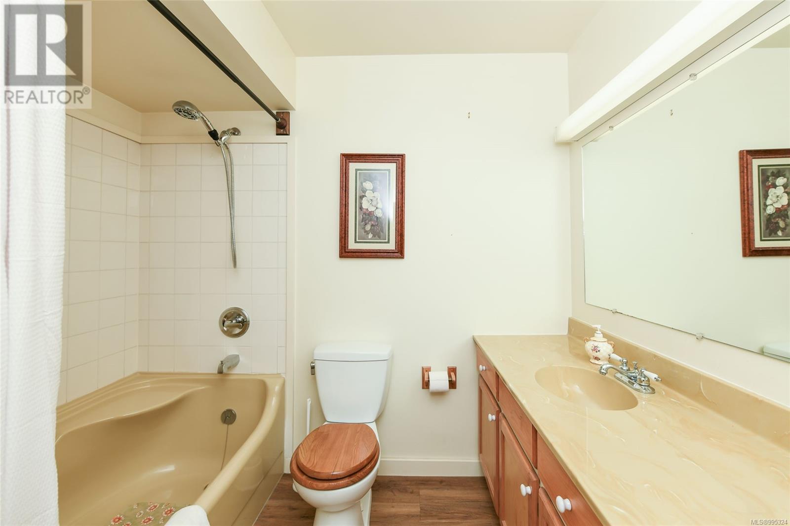 1810 Cumberland Rd, Courtenay
