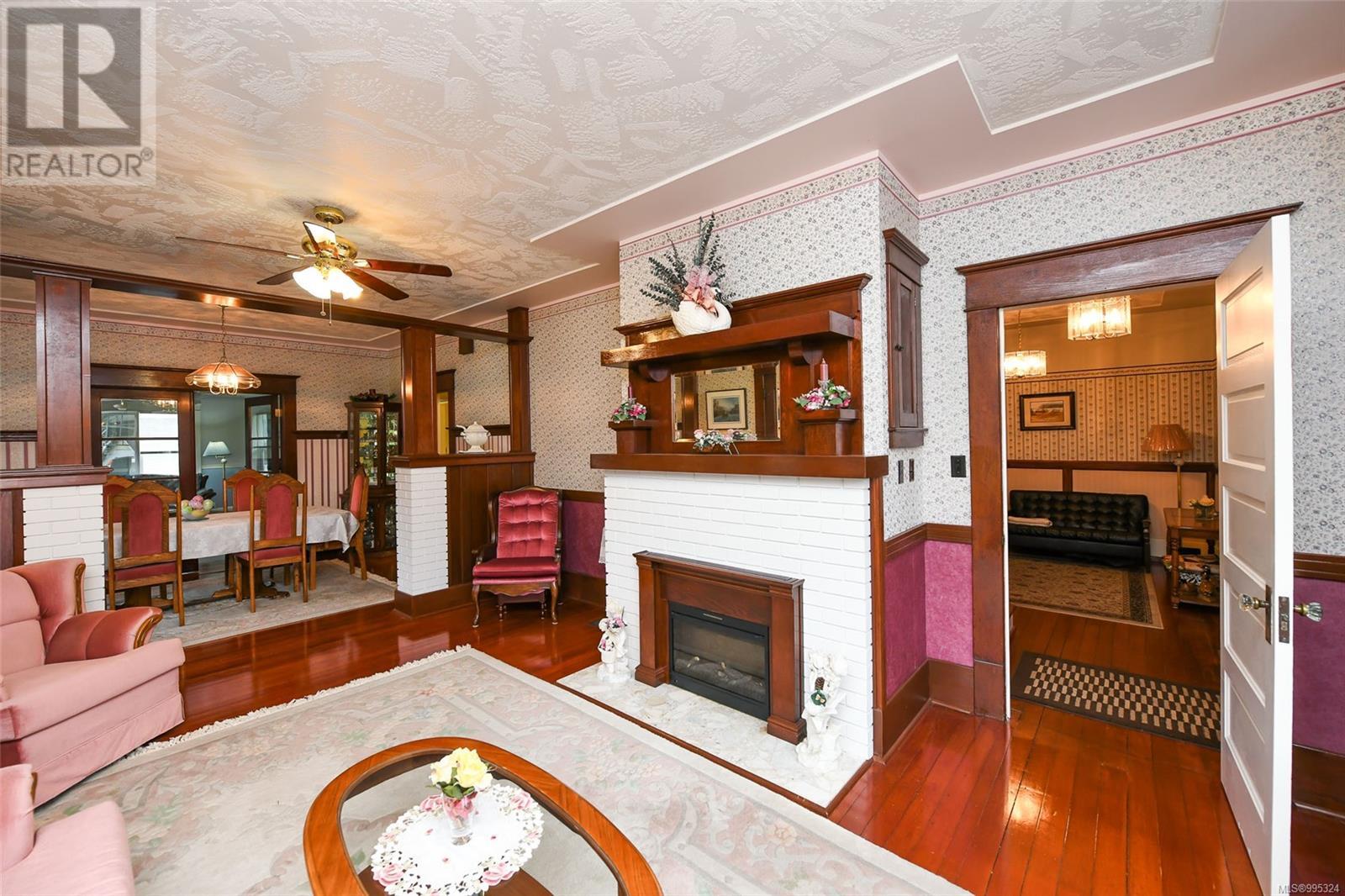 1810 Cumberland Rd, Courtenay