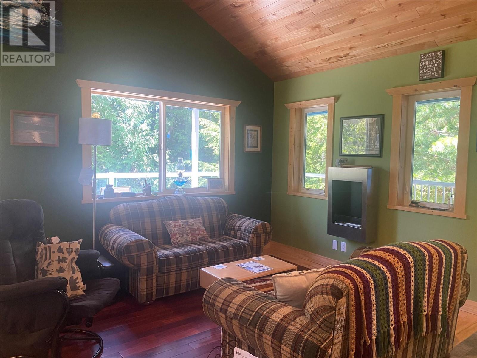 Photo 8 of 7316 Aspen Road, Anglemont BC
