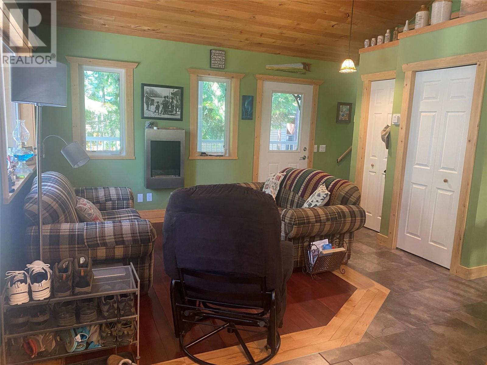 Photo 9 of 7316 Aspen Road, Anglemont BC