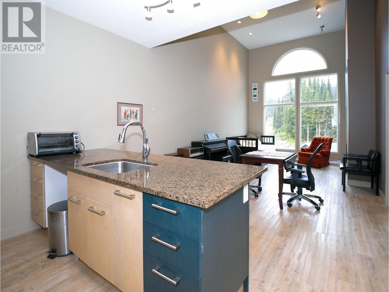 303 30 Monashee Road, Vernon